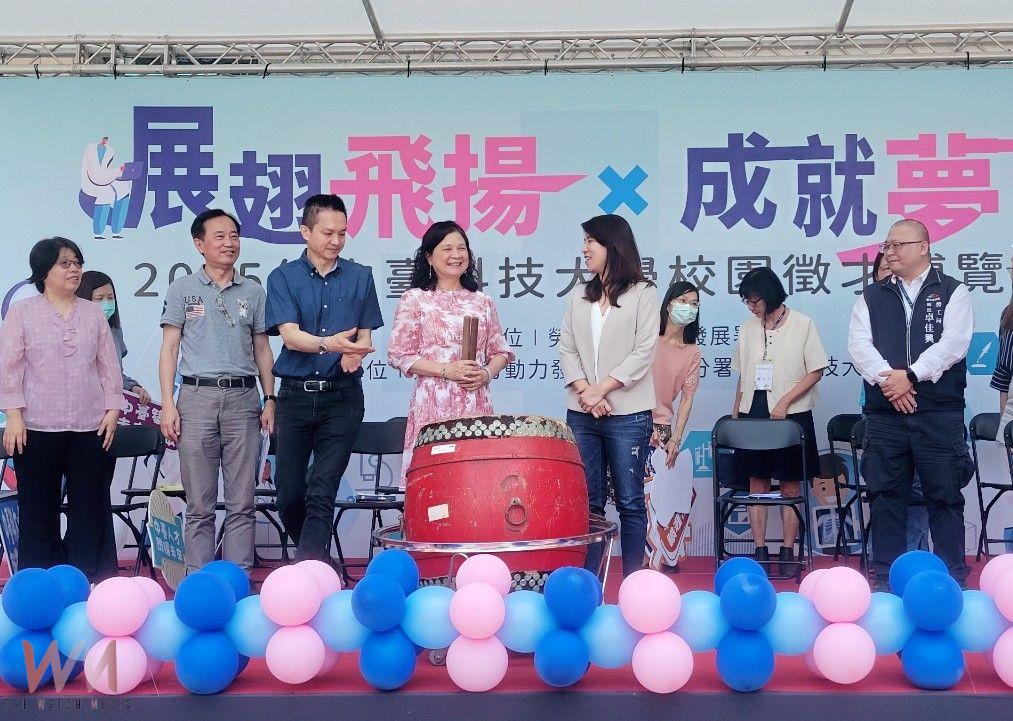 打造前瞻性職涯資源平台！67家醫療機構進駐徵才　中臺科大校園博覽會登場 - https://www.watchmedia01.com