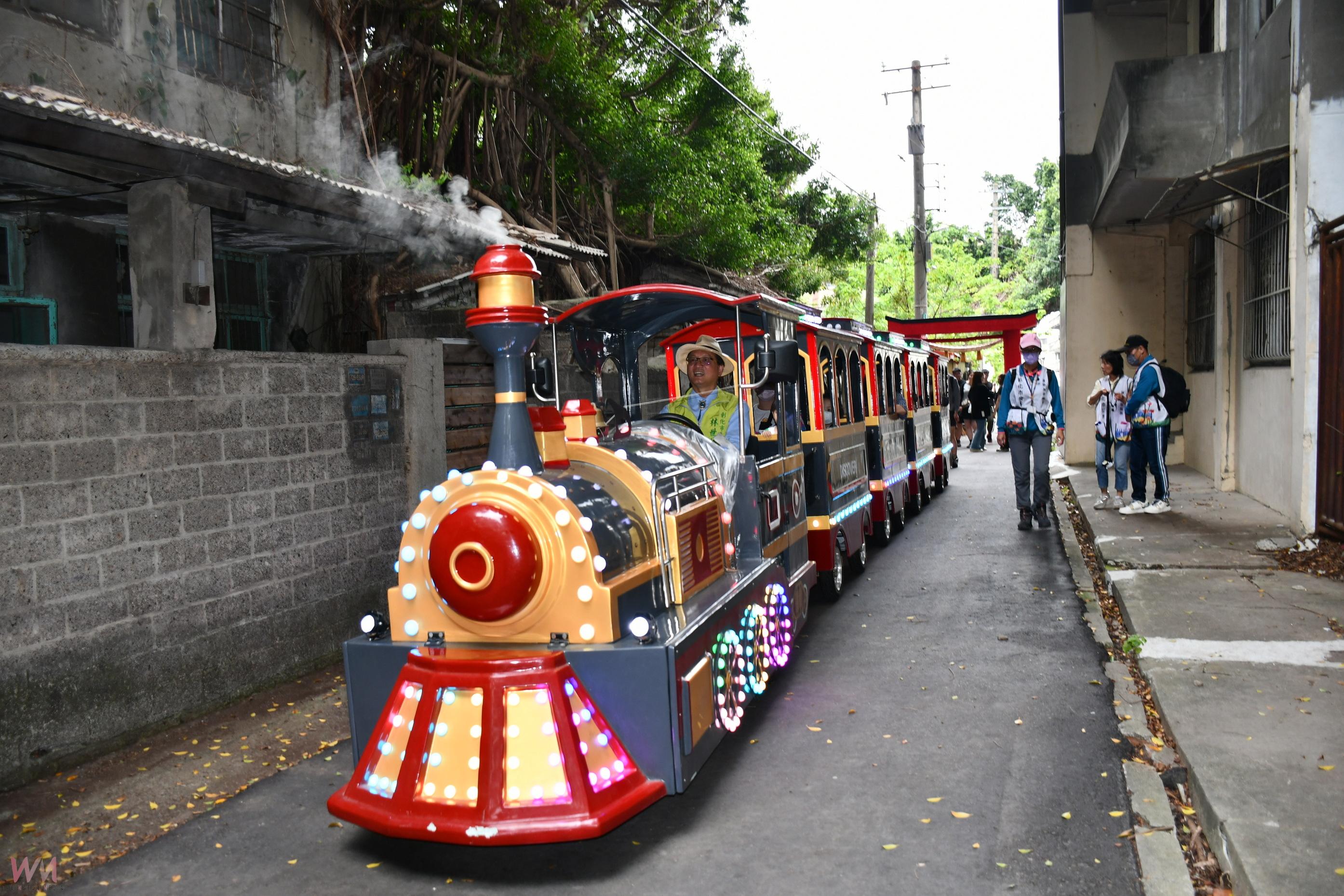 （有影片）／小火車穿越舊宿舍群　彰化「鐵道野餐日」吸引人潮湧現 - https://www.watchmedia01.com