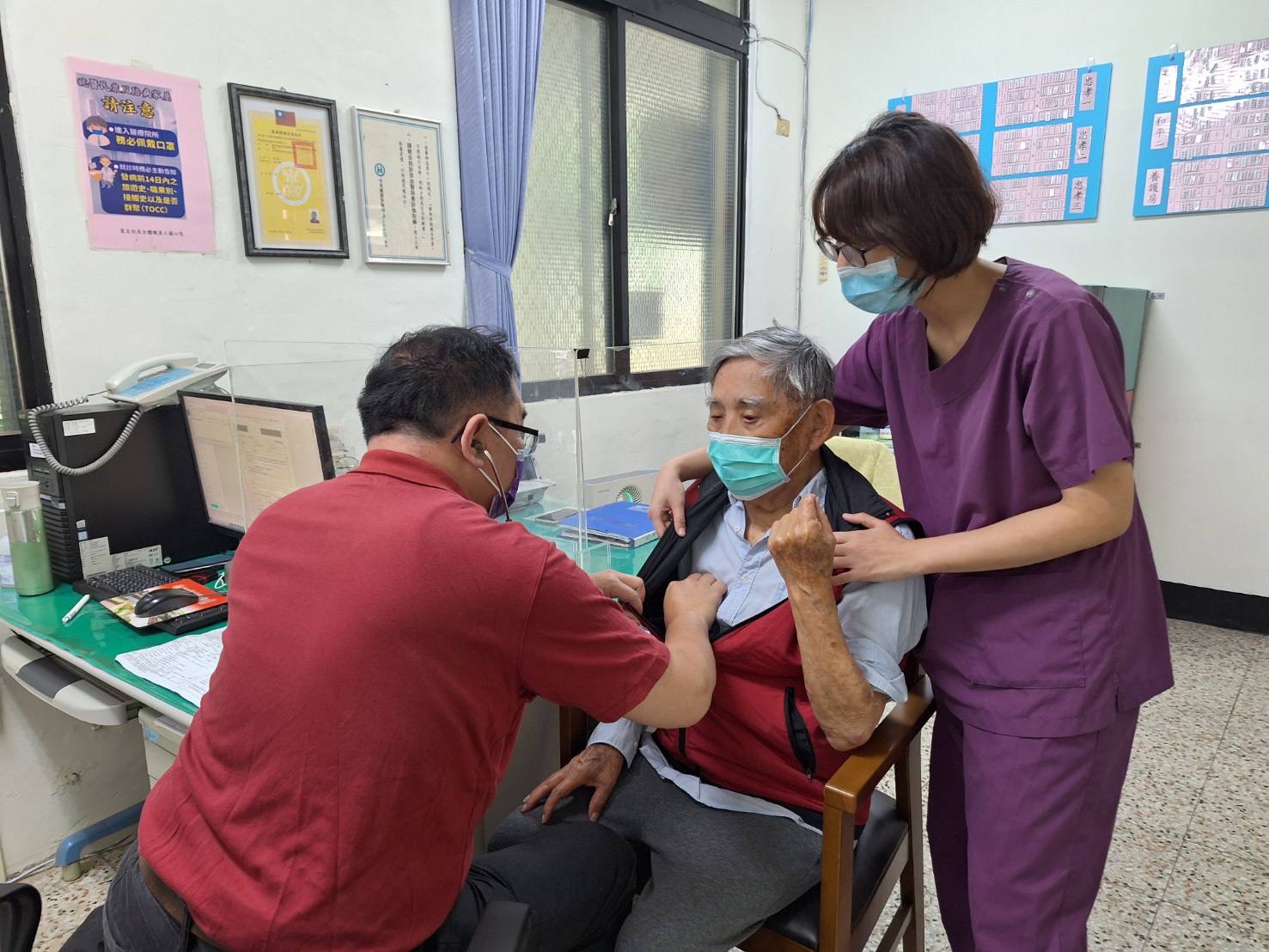 中彰榮家推健康檢查 長輩免奔波 健檢服務到位 - https://www.watchmedia01.com