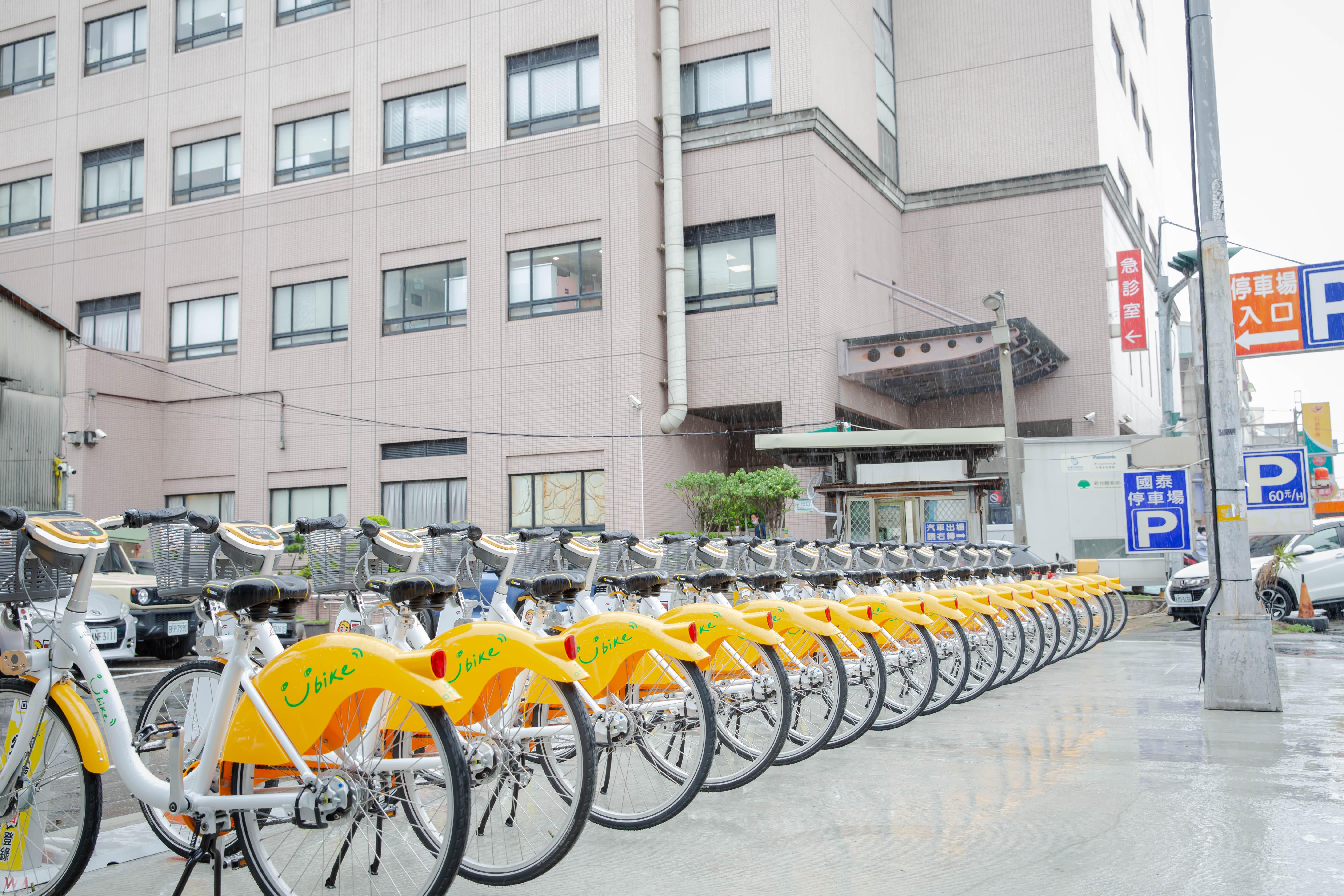 竹市國泰醫院人行道、候車亭、YouBike站完工啟用    就醫路不再受阻 - https://www.watchmedia01.com