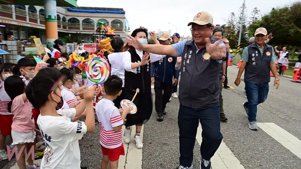 城隍神轎駐駕馬公市公所 幼兒學童敲鑼打鼓迎城隍 - https://www.watchmedia01.com