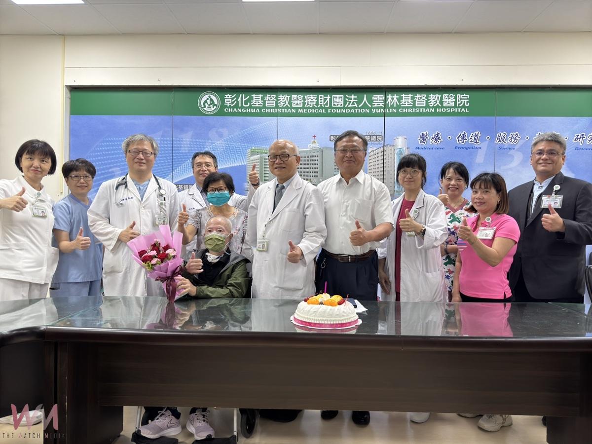雲基打造跨科整合照護 重症肺炎廖爺爺成功脫離呼吸器 重拾行走能力 - https://www.watchmedia01.com
