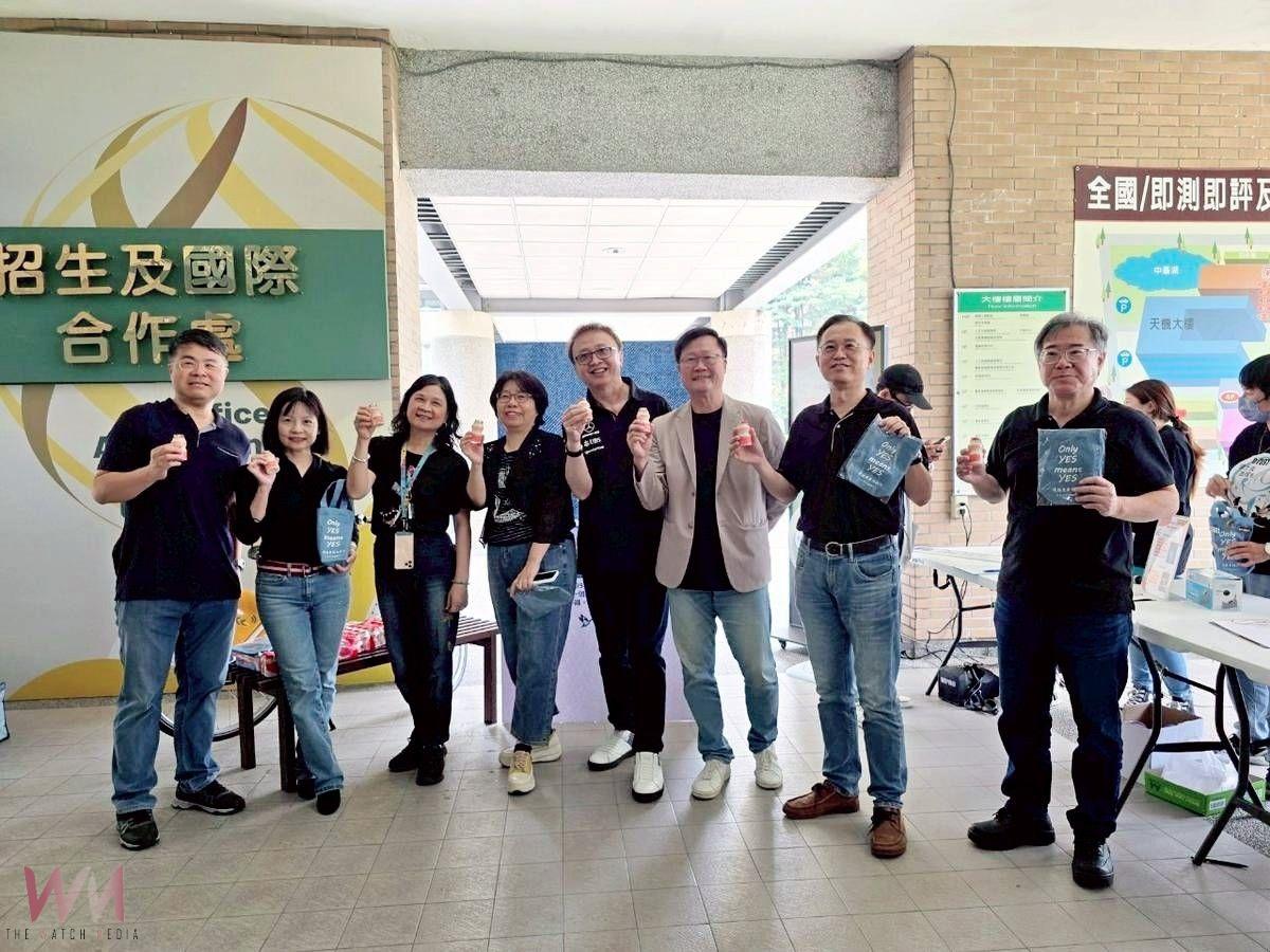 響應「國際丹寧日」 中臺科大攜手現代婦女基金會 黑衣丹寧挺性平 - https://www.watchmedia01.com