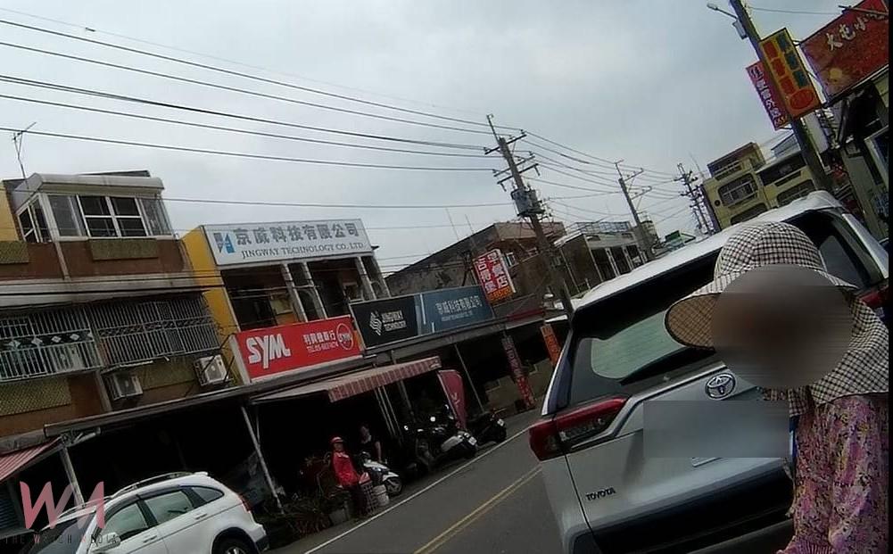 烈日迷途險象環生　虎尾暖警助失智老婦踏上回家路 - https://www.watchmedia01.com