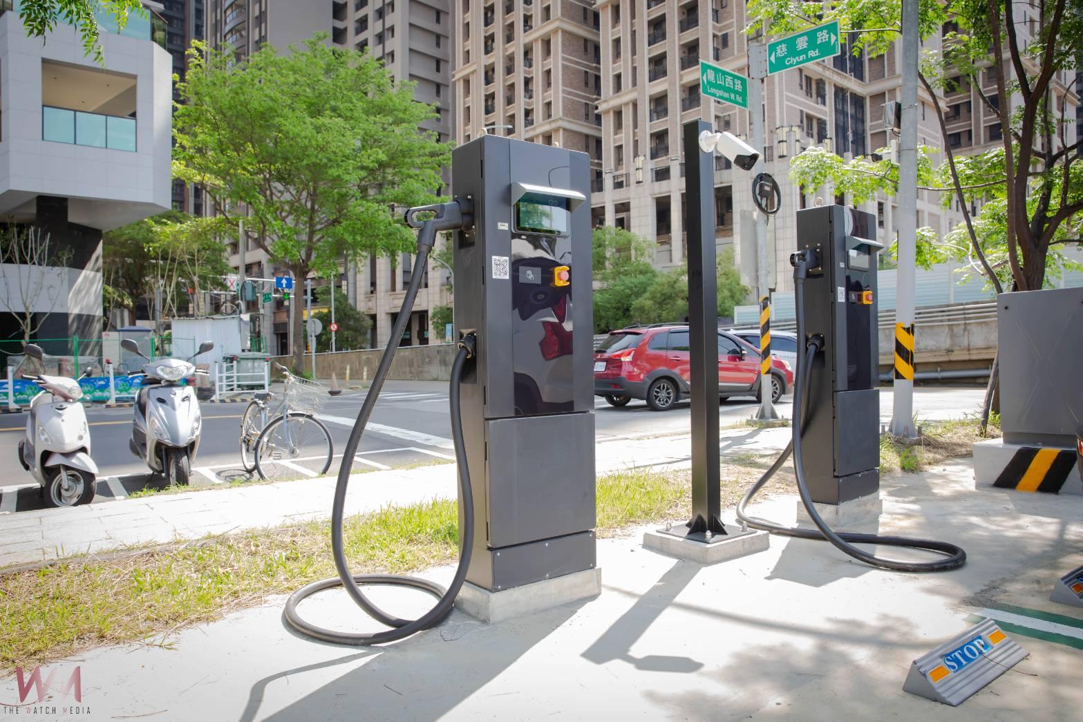 竹市公有停車場電動小客車充電樁今年目標268槍     快充充電樁數量全台第一 - https://www.watchmedia01.com