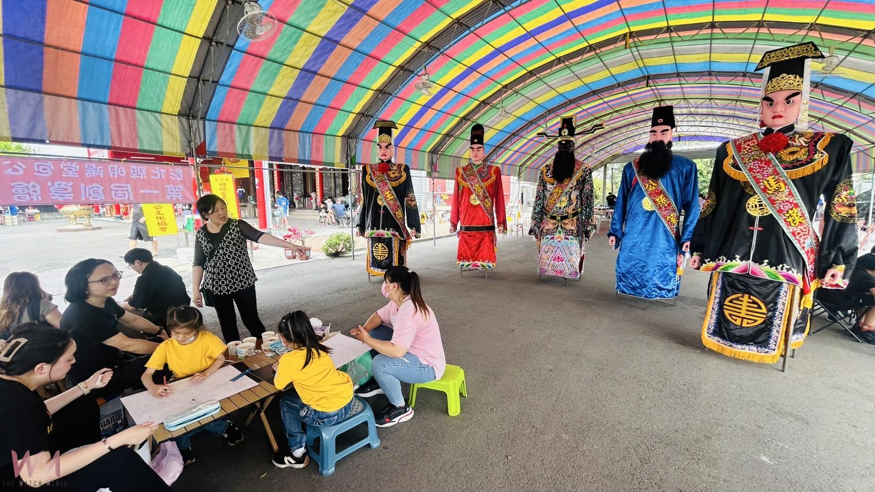 埔心明陽堂舉辦親子繪畫推廣宗教文化 學童畫包公揚善懲惡辨忠奸 - https://www.watchmedia01.com