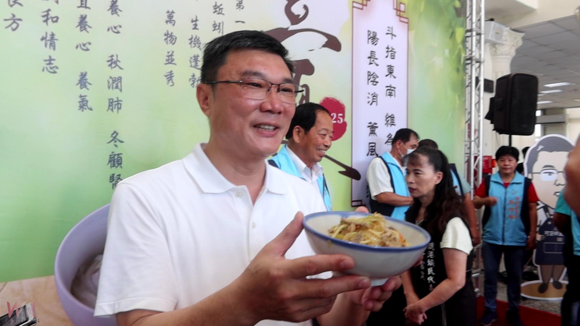 (有影片)/傳承文化味!鹿港舉行「立夏吃夏麵」活動 鄉親齊聚品瓠仔麵 - https://www.watchmedia01.com