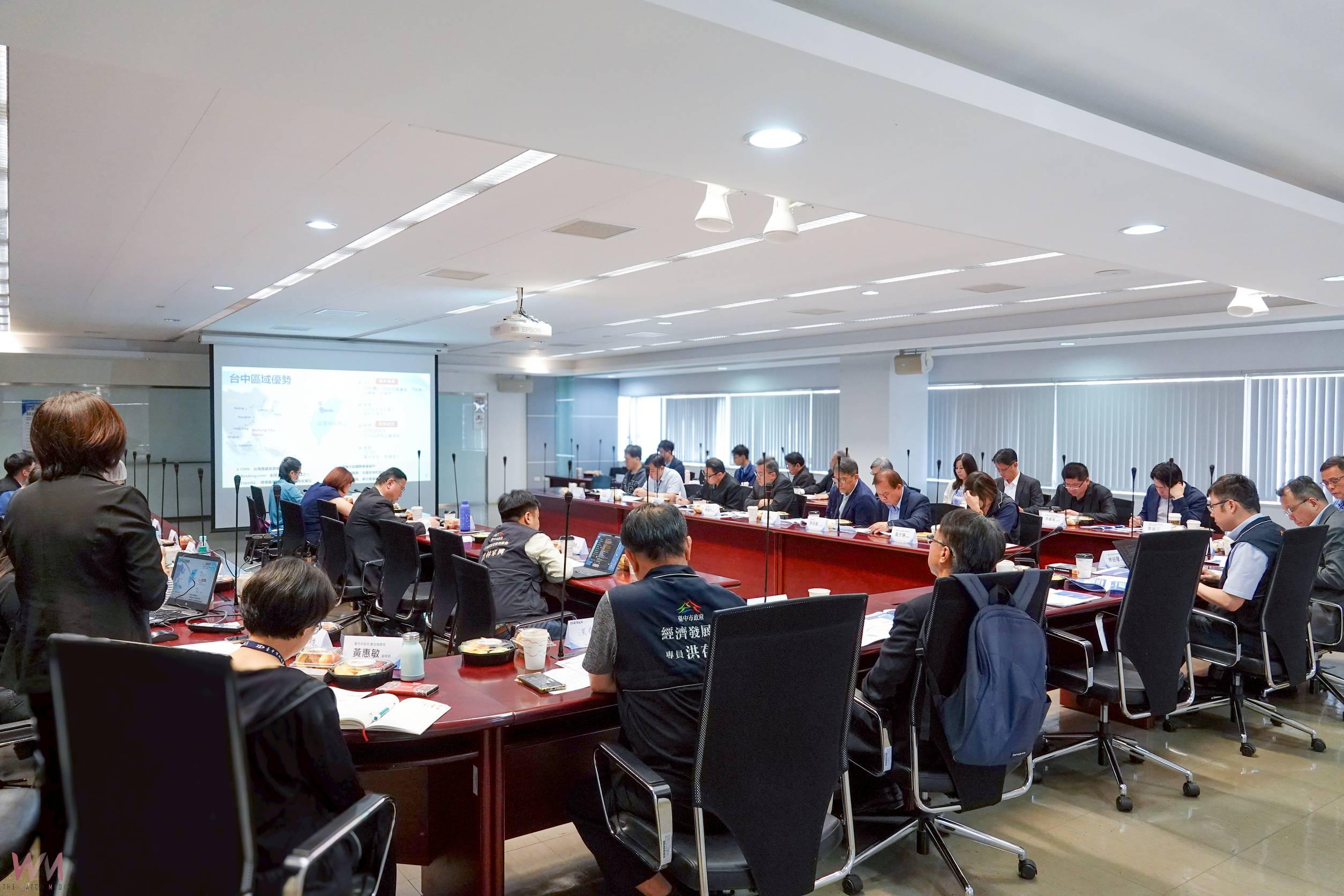 智慧台中新動力！海內外AI專家齊聚研商數位產業發展　中市府：邁向國際數位城市 - https://www.watchmedia01.com