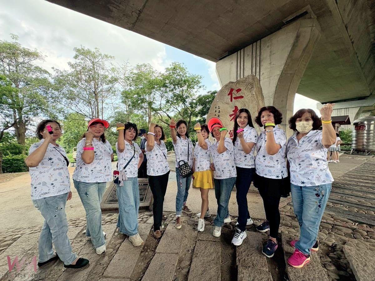 長輩出門好安心！發光臂帶閃閃亮晶晶　增加日夜間安全辨識度 - https://www.watchmedia01.com