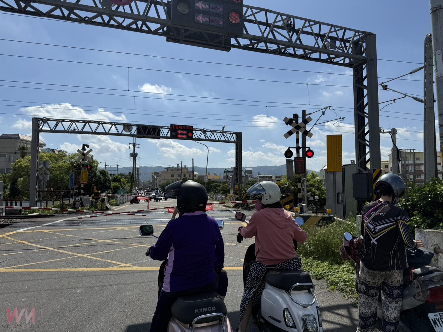 (有影片)/平交道放不開!社頭交通癱瘓 23列列車誤點648分鐘 - https://www.watchmedia01.com