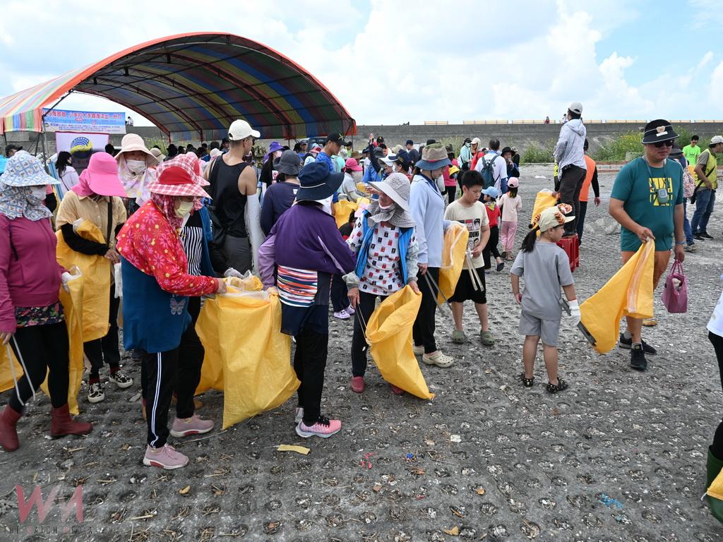 彰化縣觀護協會號召200人攜手清灘 向海洋致敬一起守護國土海洋 - https://www.watchmedia01.com