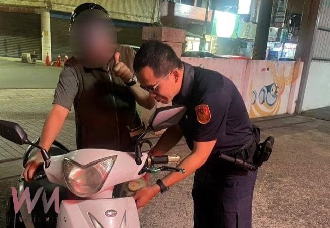 褒忠暖警深夜伸援手 助漏油騎士平安返家 - https://www.watchmedia01.com