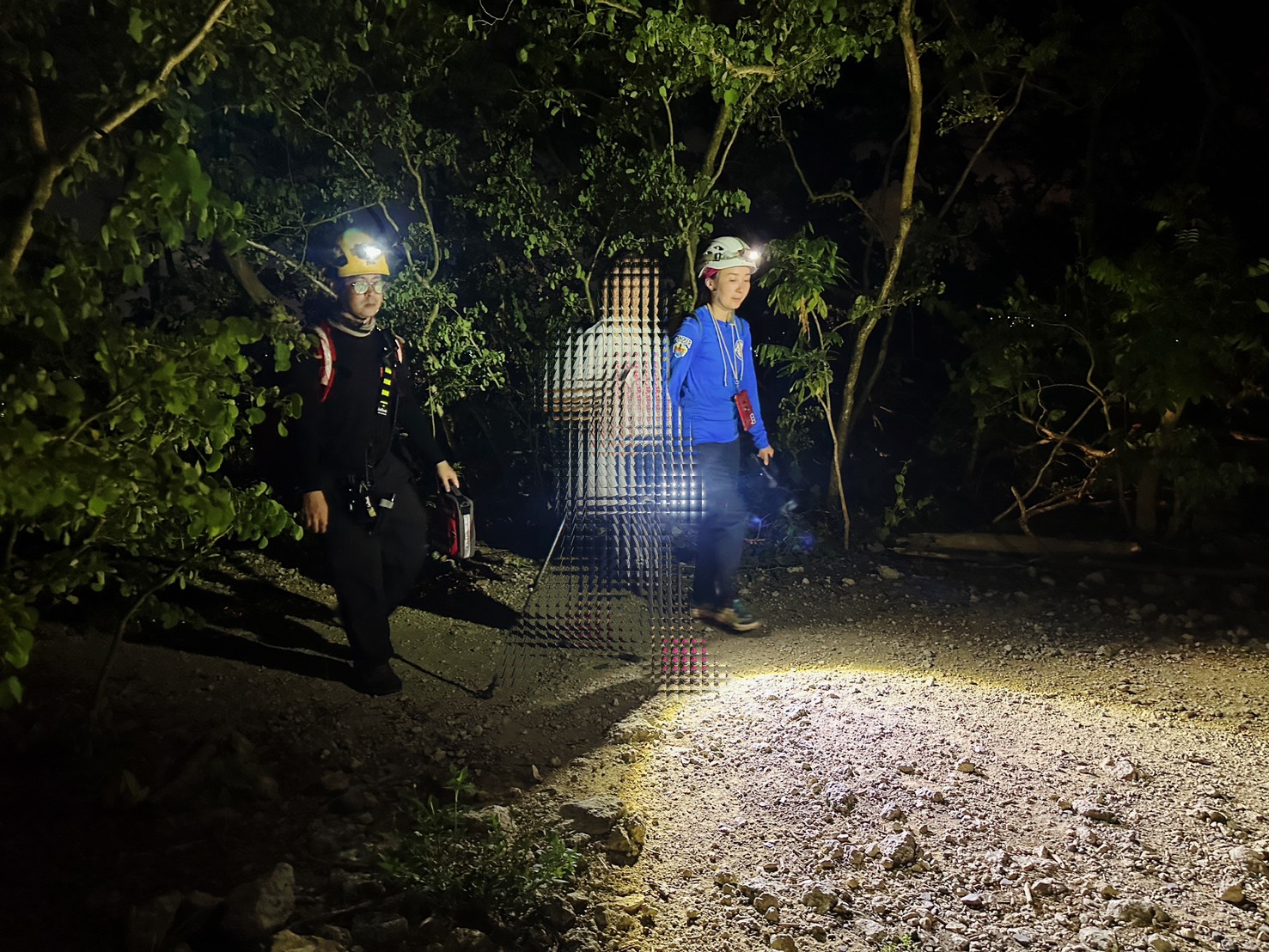 山路難行心不難 高市消防、雲豹工作隊與陸戰隊聯手救援 - https://www.watchmedia01.com