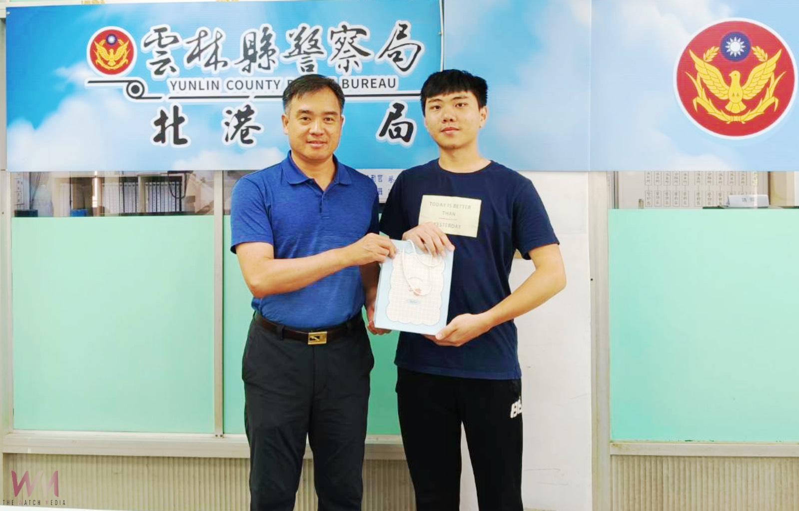 北港分局三名優秀巡官榮調升任　分局長陳勇誌親頒紀念品表祝福 - https://www.watchmedia01.com