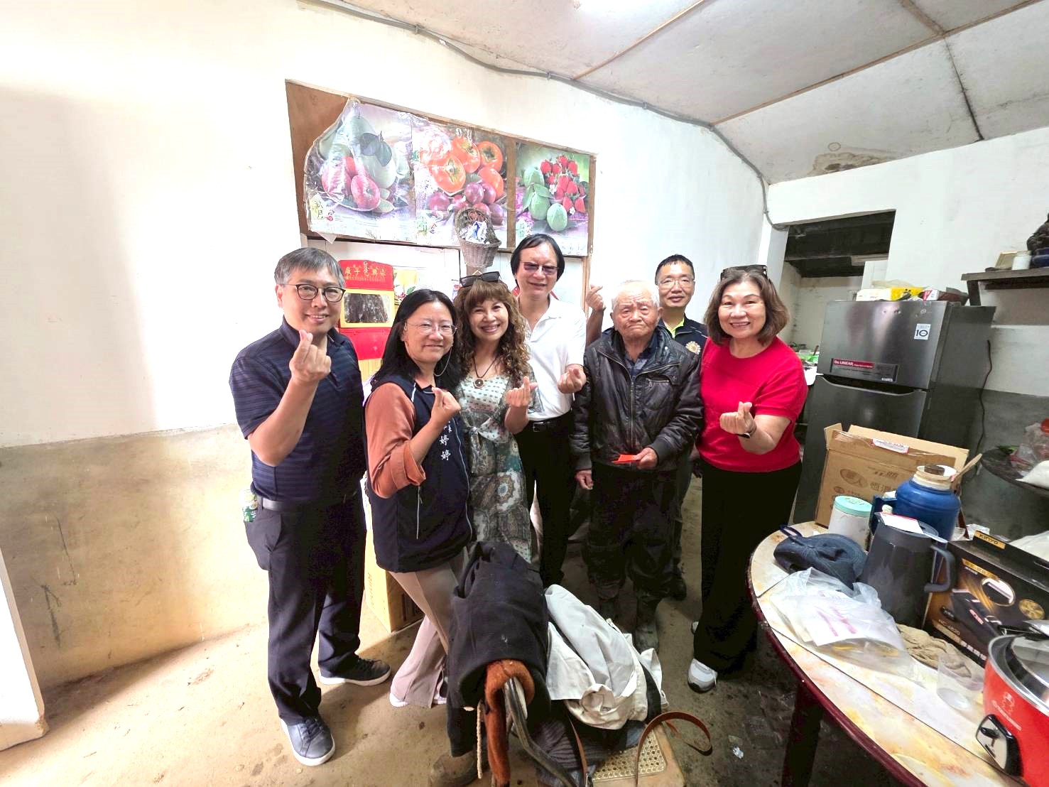 南投縣榮服處結合善心團體 送暖華崗地區榮民長輩 - https://www.watchmedia01.com