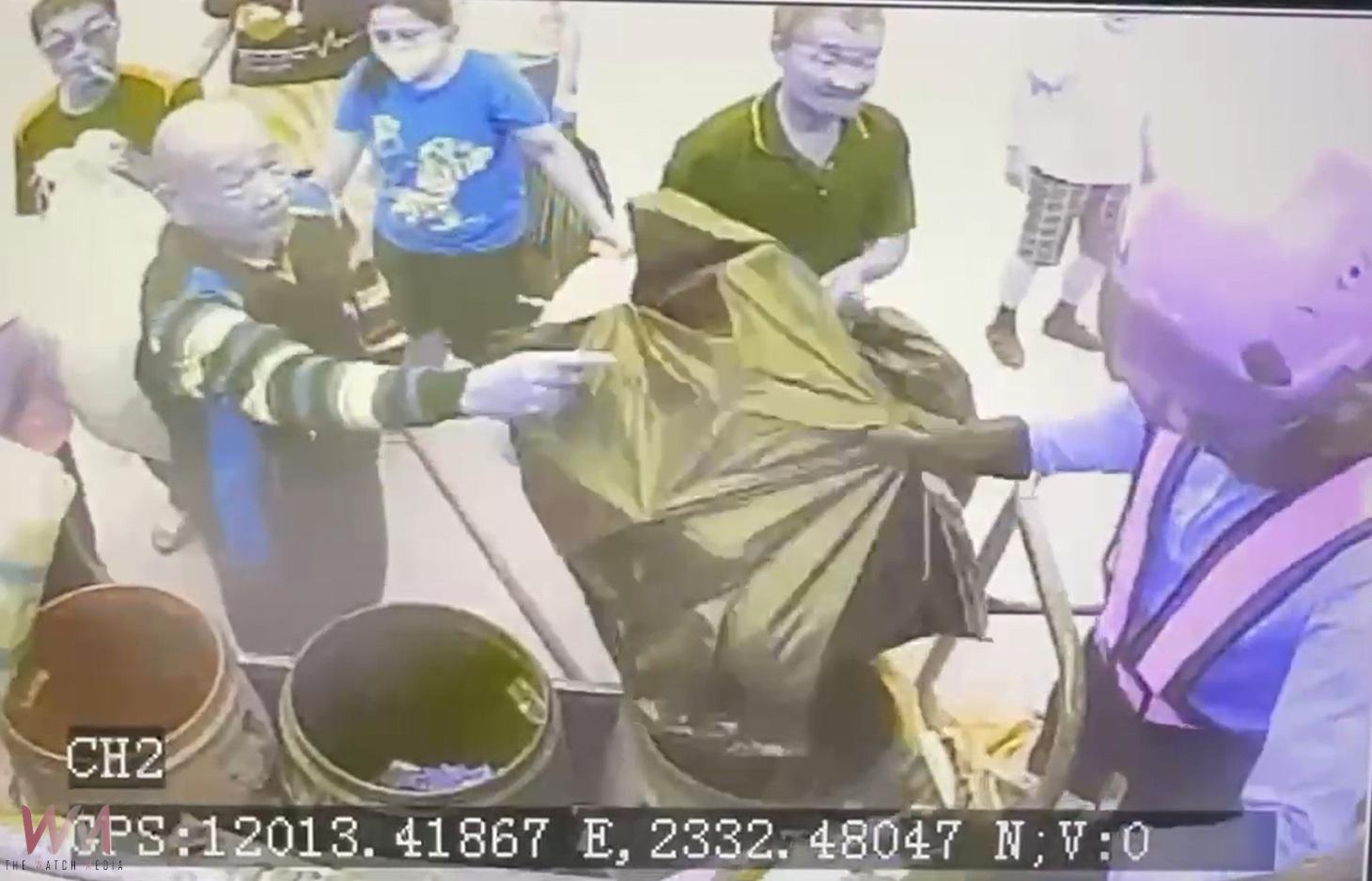 (有影片)/水林繼斗南潑餿水後遭辱罵攻擊 環保局籲民眾落實垃圾分類勿觸法 - https://www.watchmedia01.com