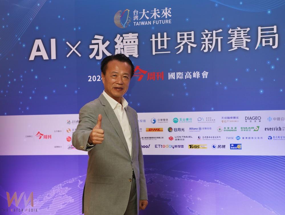 翁章梁縣長連續4度奪五星首長，施政滿意度與8大面向都榮獲全國第一。（圖/記者陳惲朋翻攝）