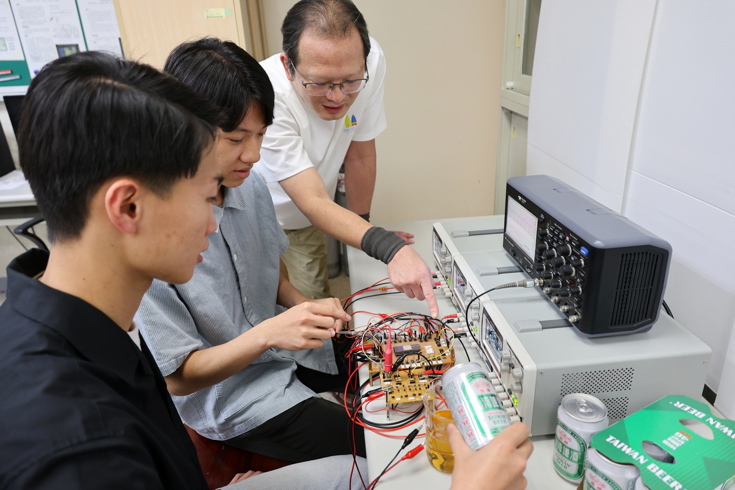 啤酒鮮不鮮? 嘉大以電導法開發偵測系統把關 - https://www.watchmedia01.com