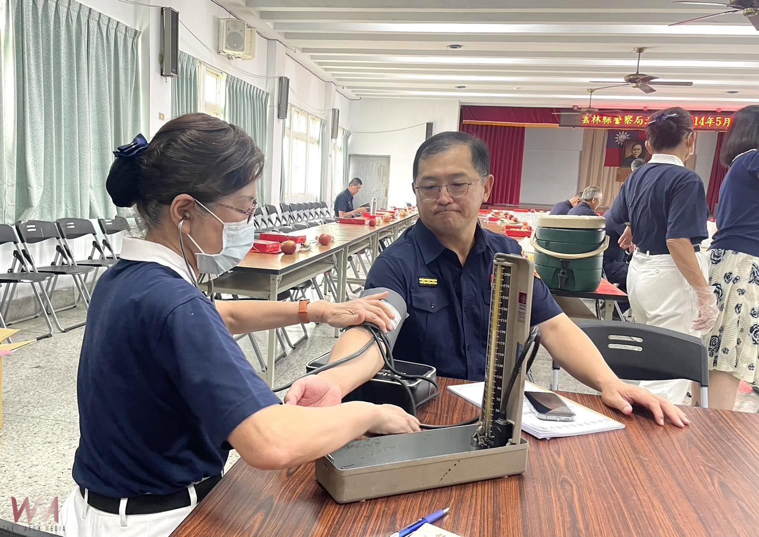 北港警友會端午送暖 致贈粽子慰勉員警辛勞 - https://www.watchmedia01.com