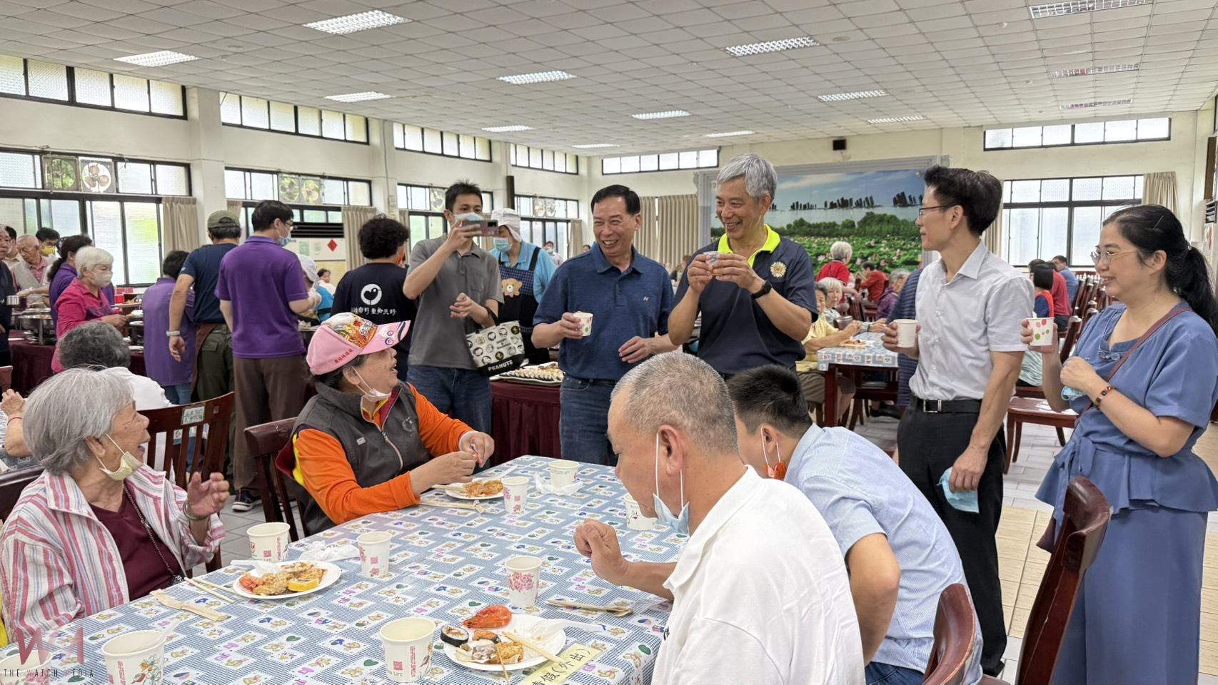 (有影片)/榮家粽香滿堂 Buffet開動!榮家端午Buffet讓長輩笑呵呵 - https://www.watchmedia01.com