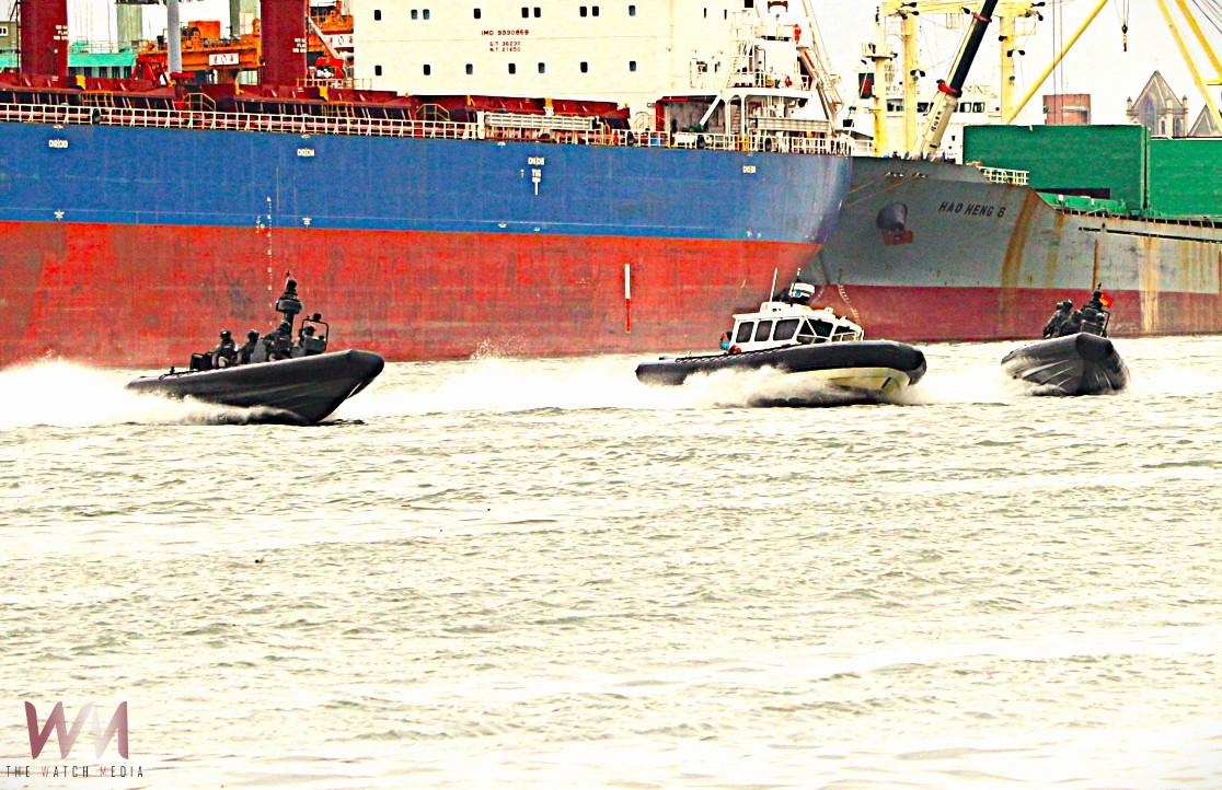跟著海巡出任務！高雄港「海空分列式」首次近距離開放觀賞 - https://www.watchmedia01.com