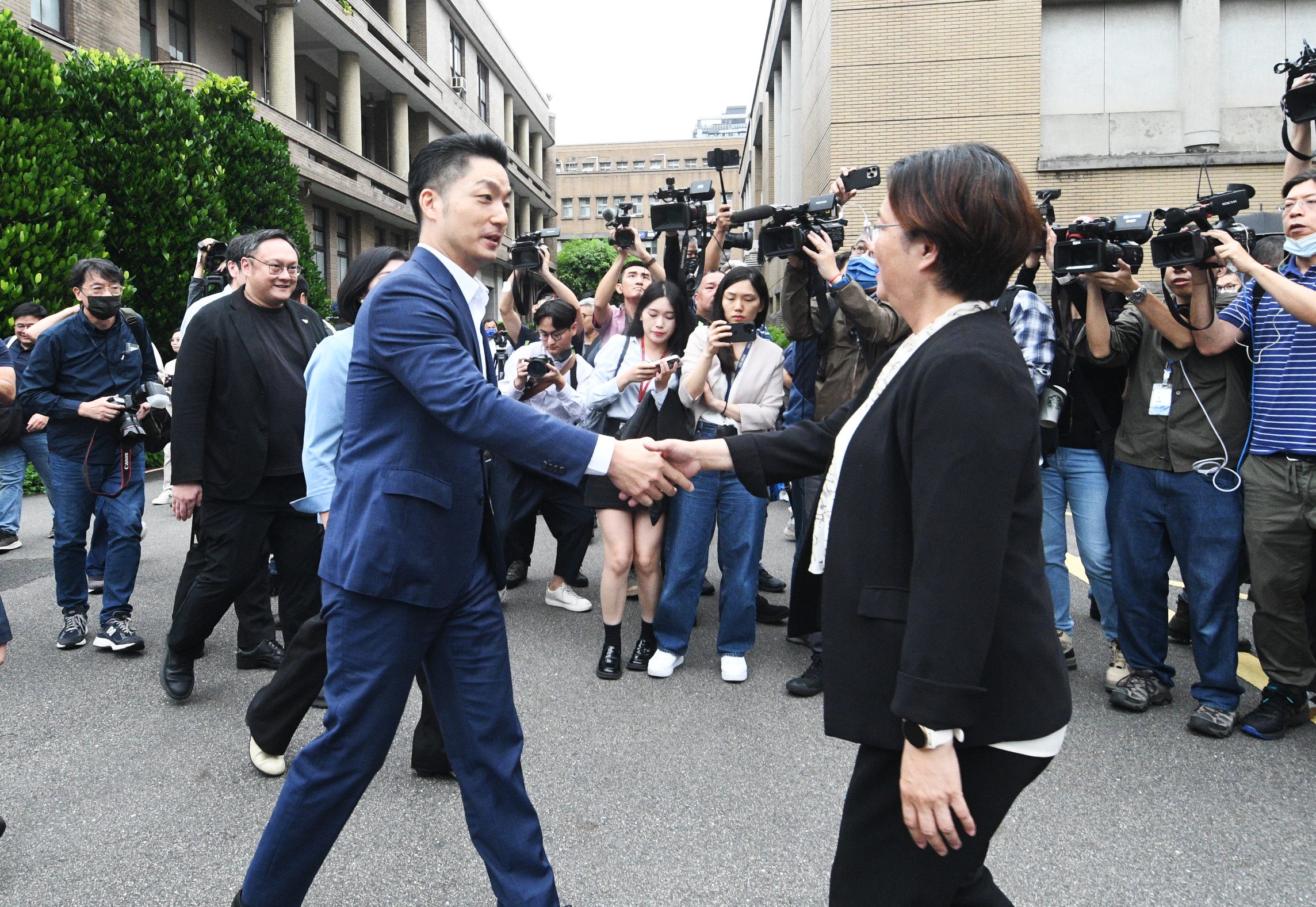 彰化縣遭大砍補助逾51億　王惠美聯合地方首長赴行政院提訴願 - https://www.watchmedia01.com