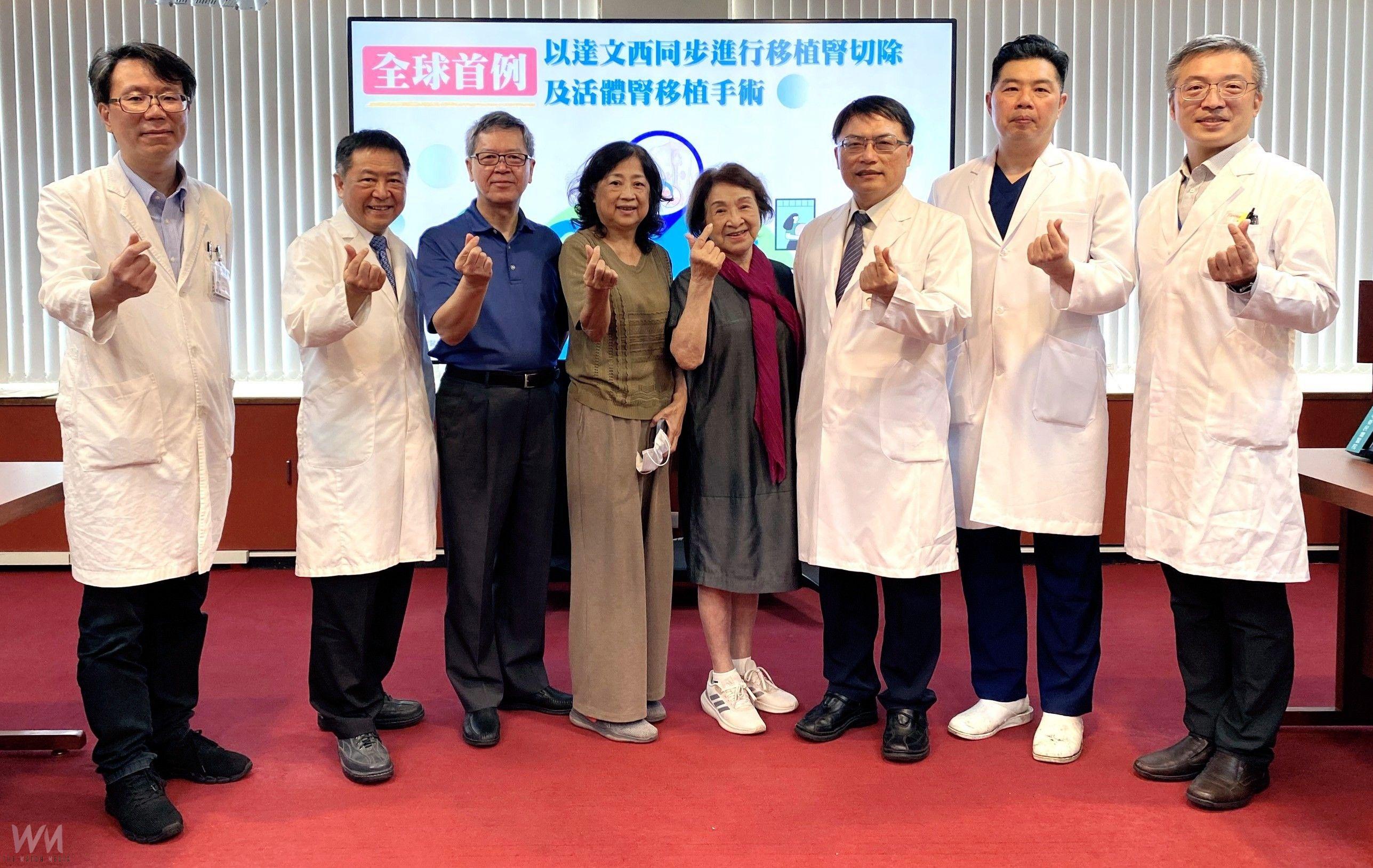 全球創舉 達文西同步進行移植腎切除及活體腎移植手術 - https://www.watchmedia01.com