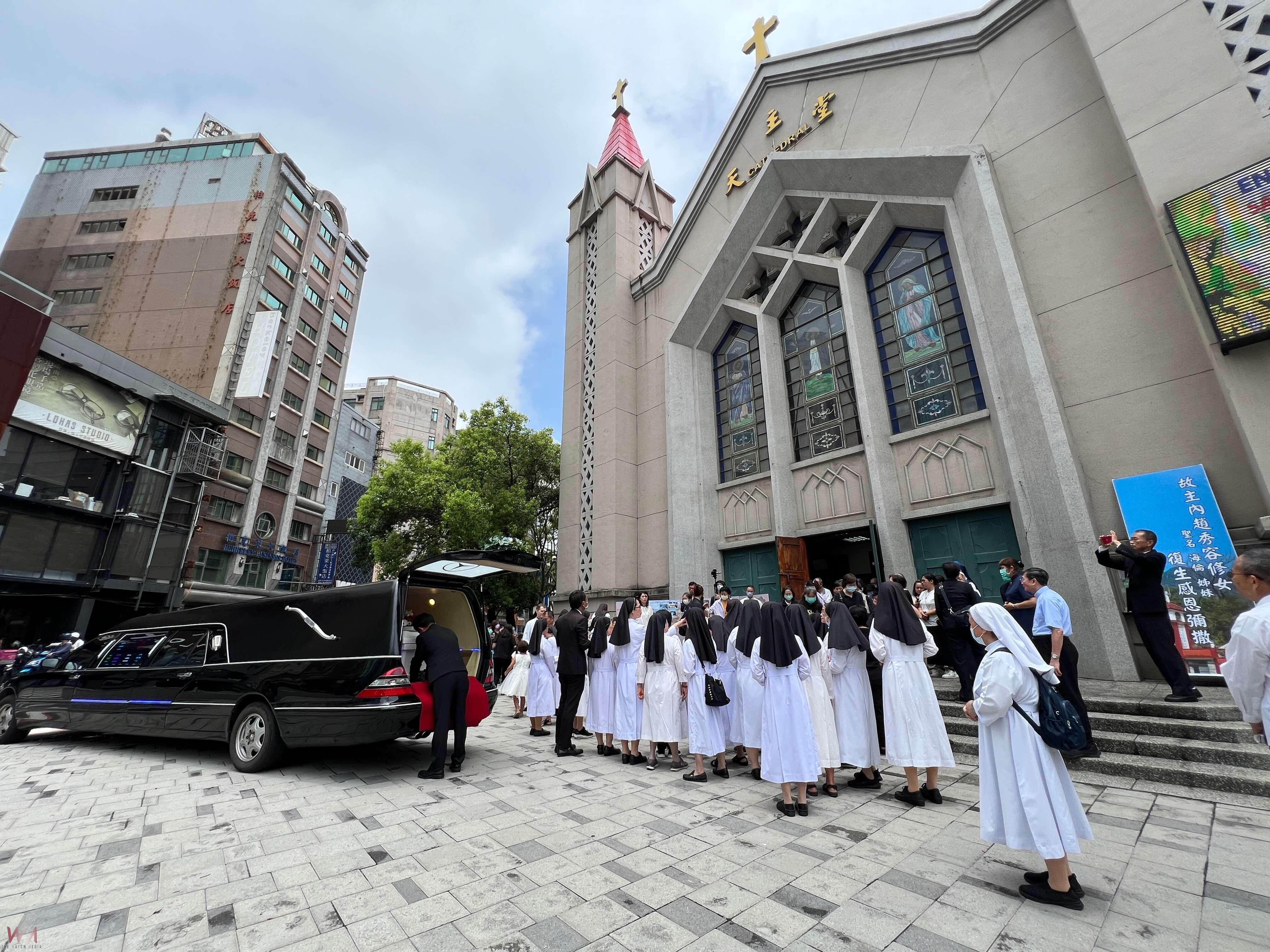 義大利修女趙秀容奉獻偏鄉一甲子   殯葬彌撒千人不捨送行 - https://www.watchmedia01.com