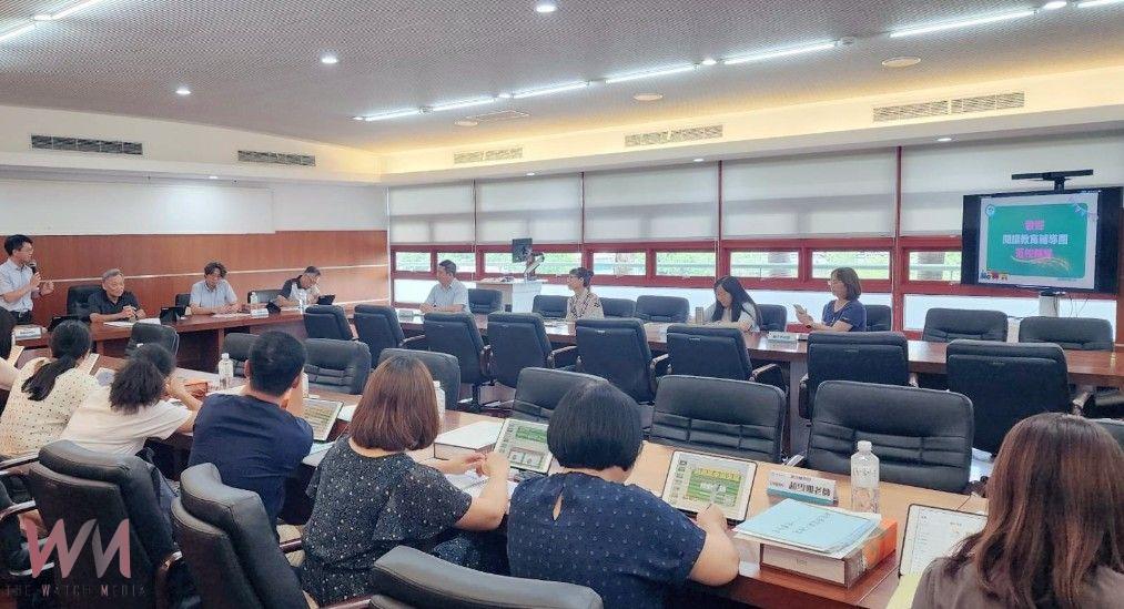 中市「閱讀教育輔導團」列車開進校園　共創多元閱讀未來 - https://www.watchmedia01.com
