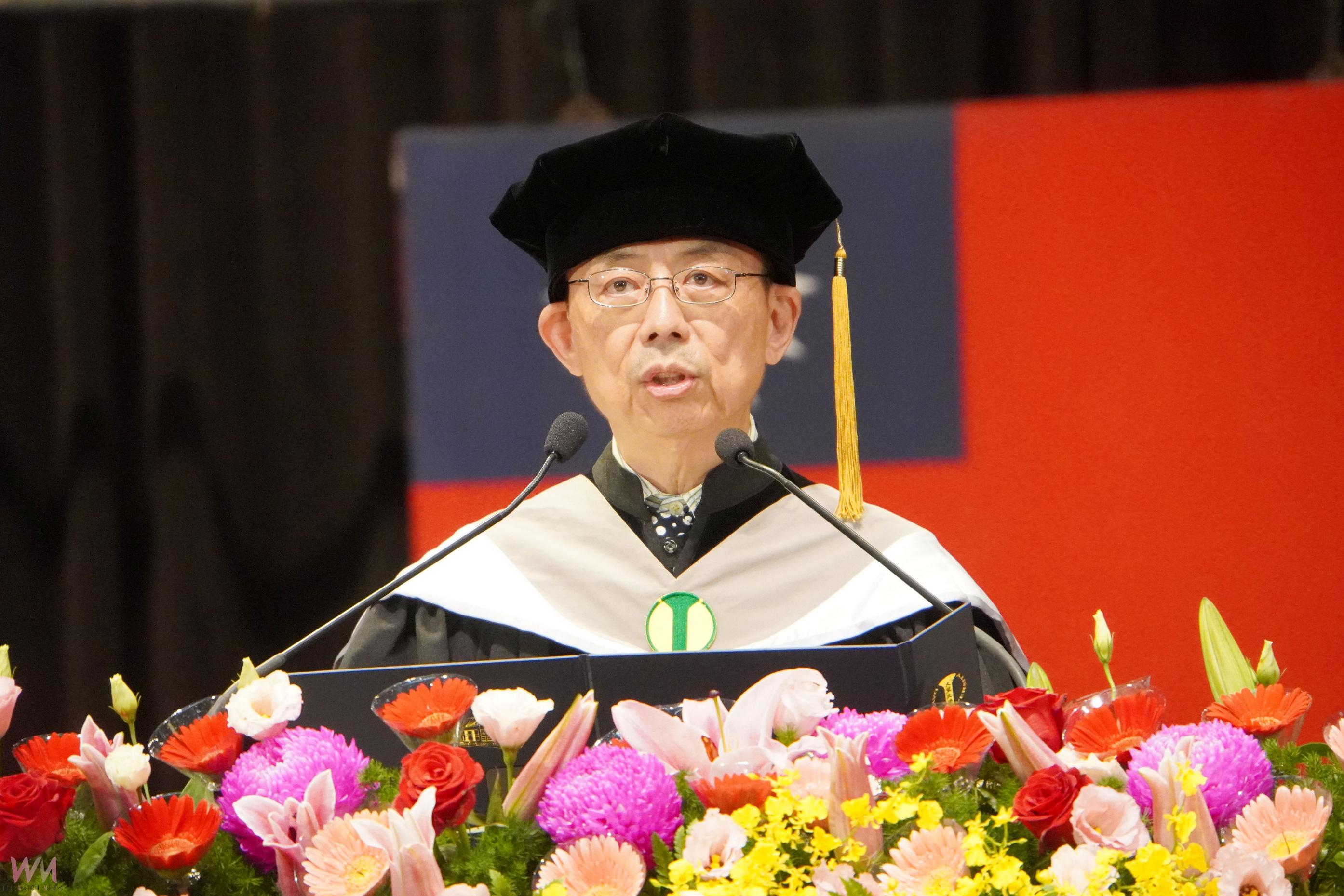 (有影片)/鳳凰花開時 千名大葉學子畢業 師長親友見證逐夢時刻 - https://www.watchmedia01.com