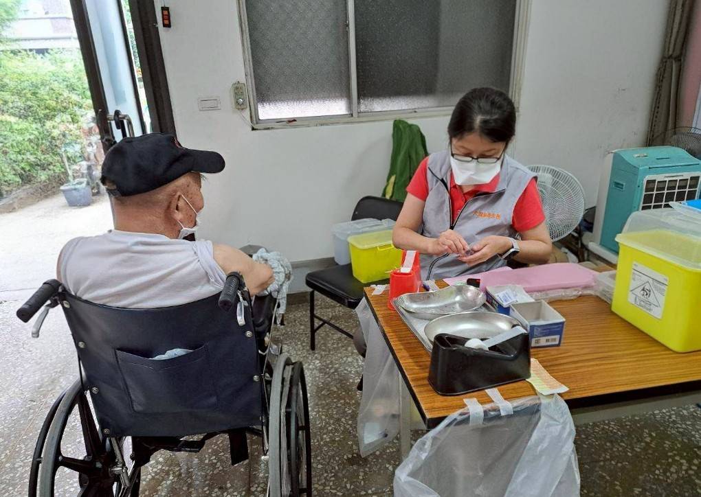 迎戰疫情升溫疾管署急縮疫苗接種間隔 桃園假日接種站不打烊 - https://www.watchmedia01.com