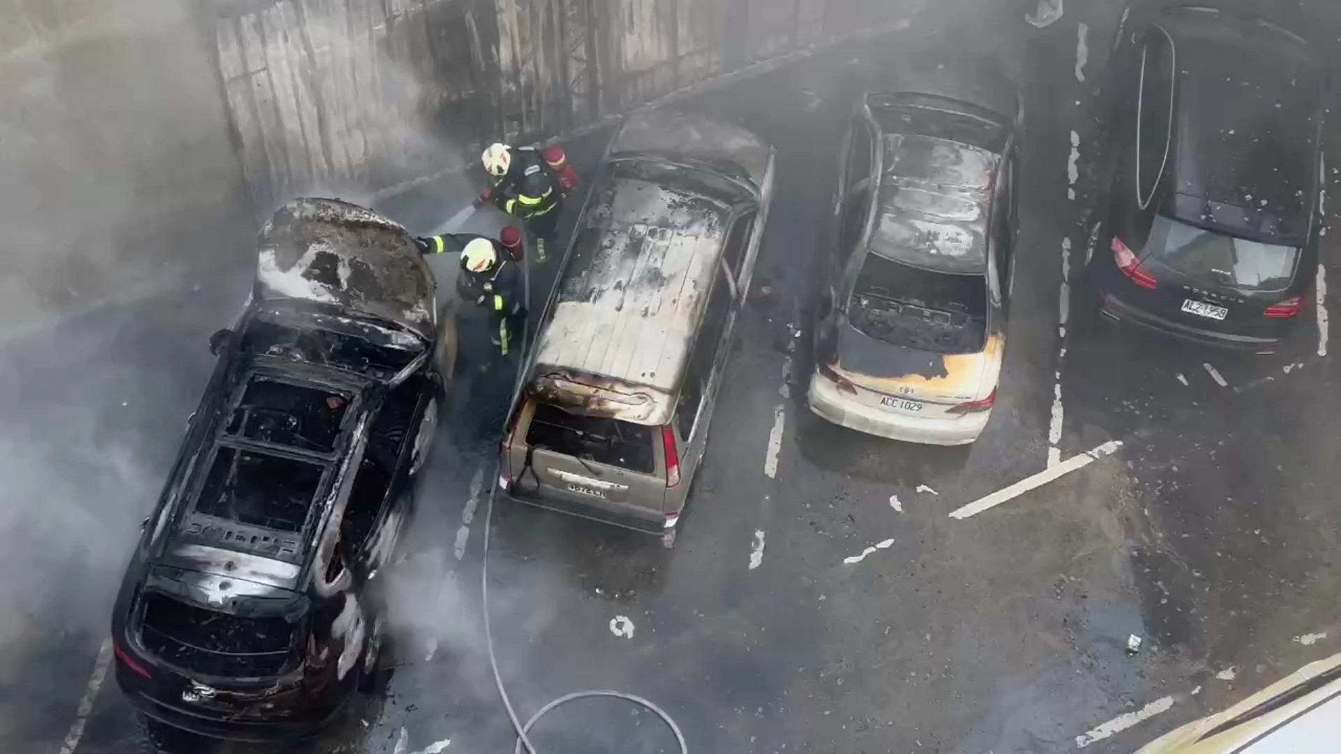 火警驚魂!員林機車行凌晨火警 延燒5車釀2傷 - https://www.watchmedia01.com