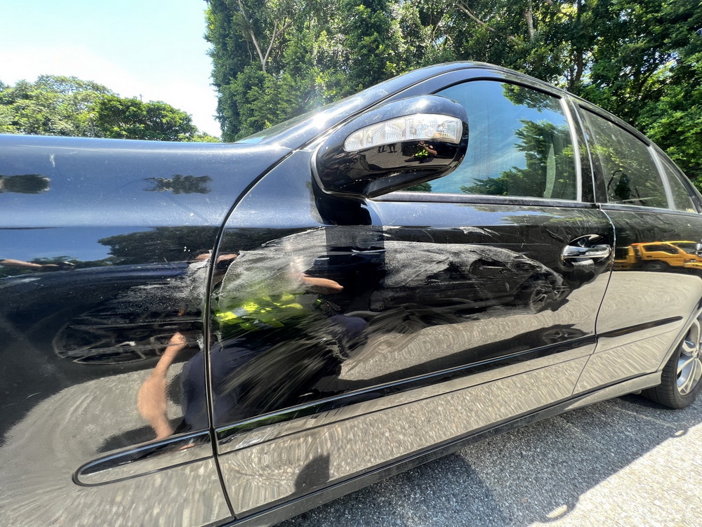 國道2號驚魂「保時捷」惡意插隊險釀大禍 警籲民眾檢舉維護行車秩序 - https://www.watchmedia01.com