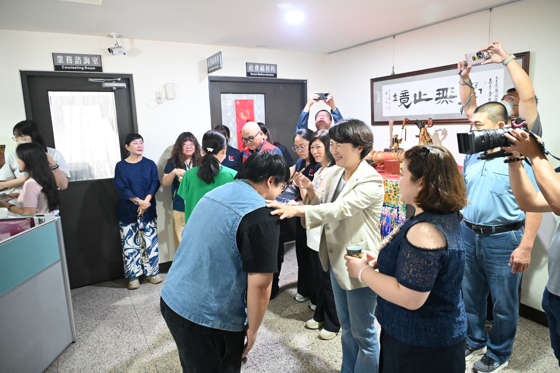 社工「神助攻」!臺東設考照輔導班 縣長饒慶鈴擔任智慧開竅官祈願 - https://www.watchmedia01.com