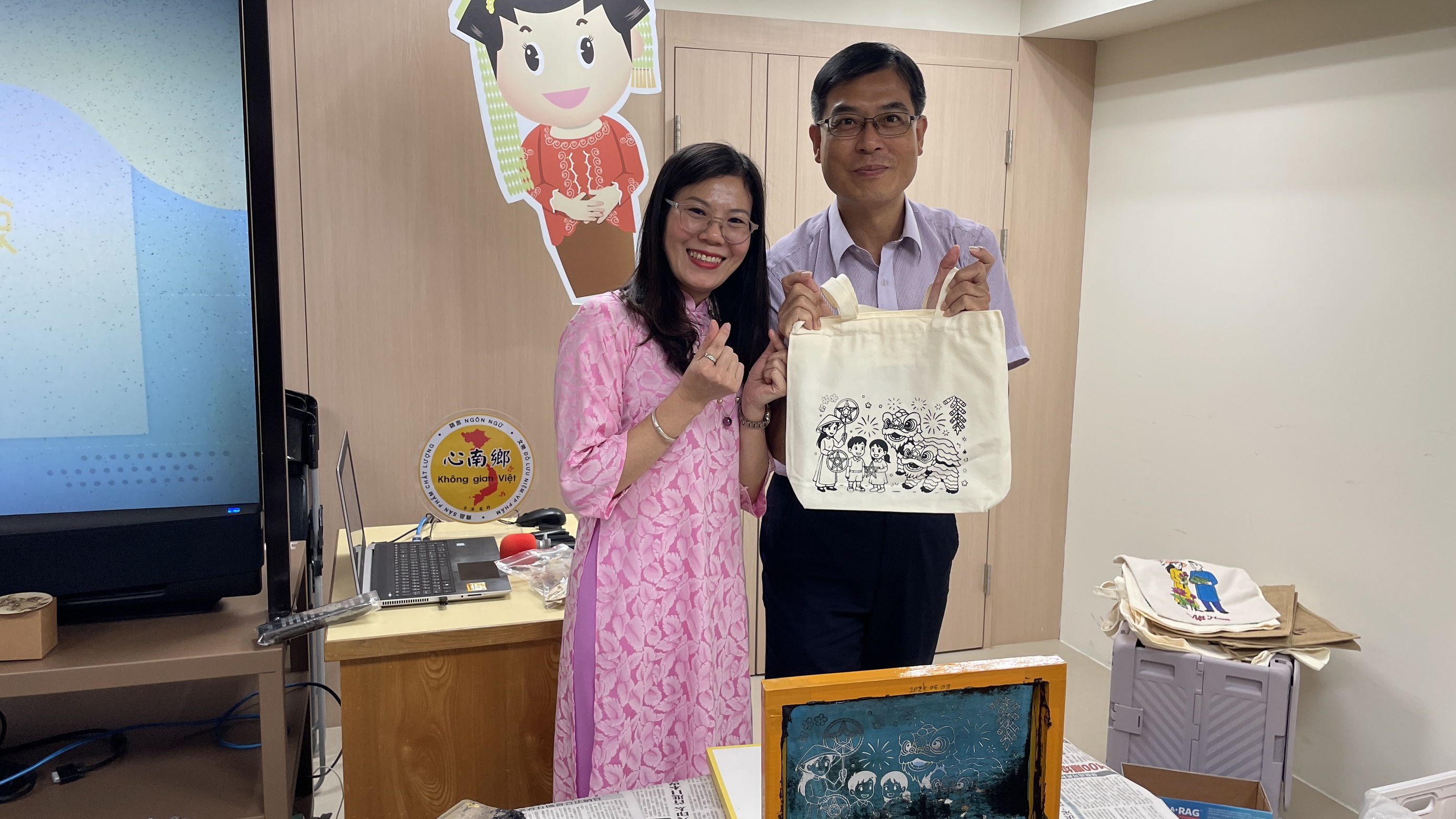 （有影片）／夢想「袋」著走　彰化新住民網絡會議展現創意新力量 - https://www.watchmedia01.com