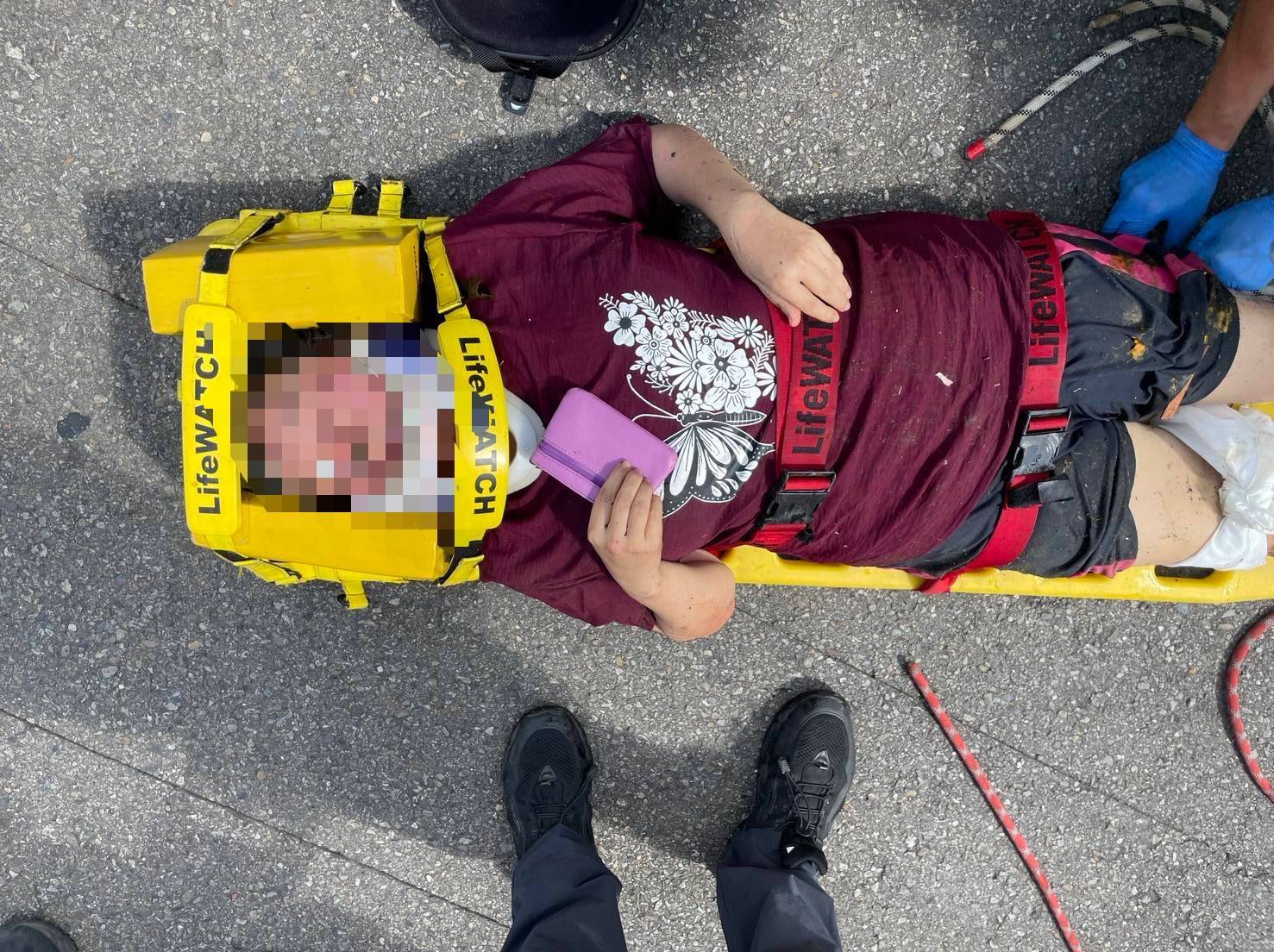 彰化婦人恍神騎車失控　墜落2公尺大排水溝送醫幸無生命危險 - https://www.watchmedia01.com