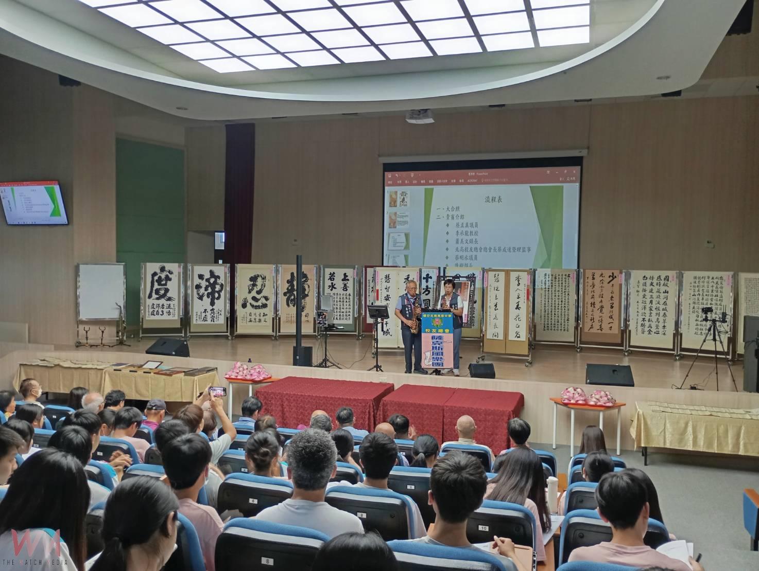 蕭季慧八秩晉六雙管書法大觀 校友榮歸展現藝術傳承 - https://www.watchmedia01.com