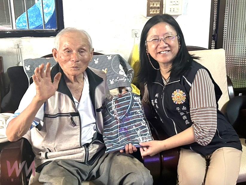 南投縣榮服處轉贈涼感衣 清涼送暖關懷榮民眷 - https://www.watchmedia01.com