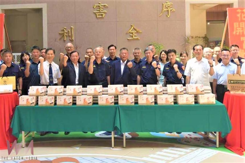 感念打擊犯罪有成　企業贈滴雞精為嘉警加油打氣 - https://www.watchmedia01.com