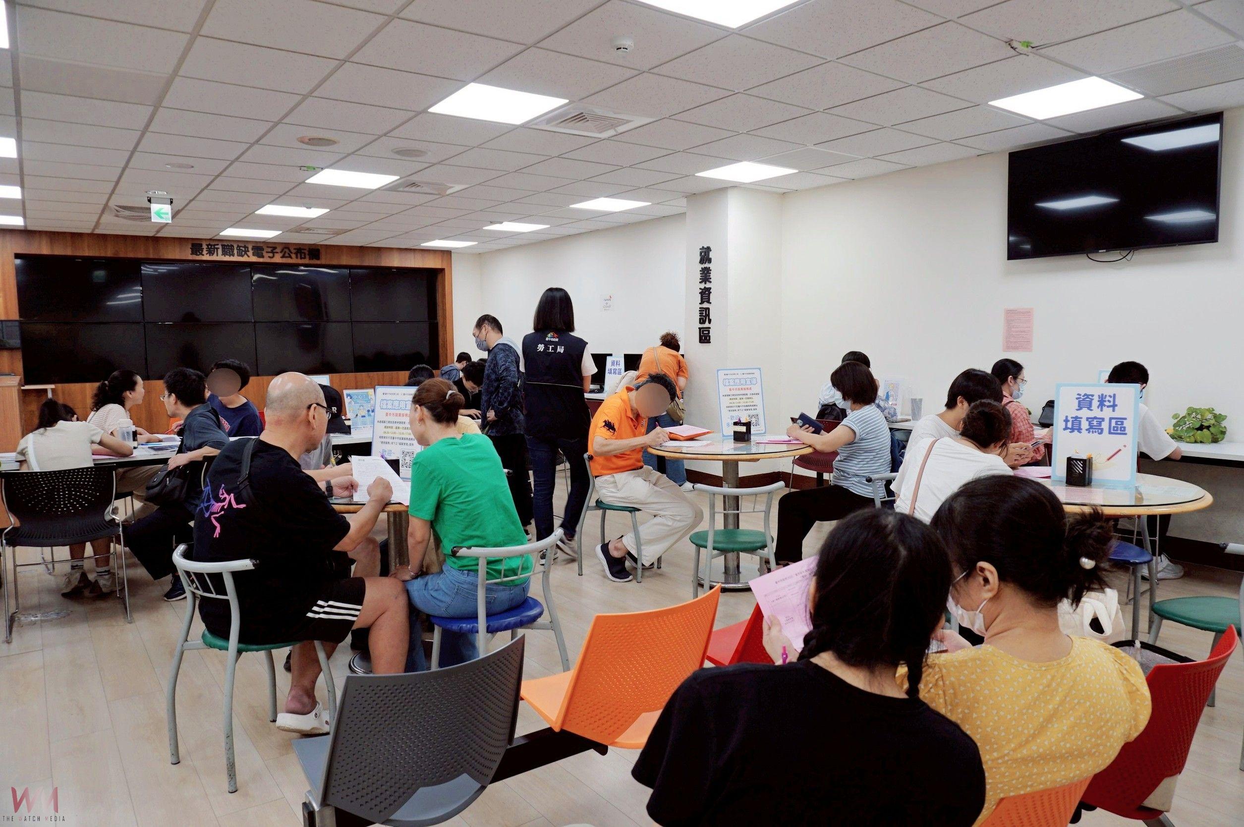 3,500個優質職缺搶攻畢業季　中市勞工局7月份35場徵才活動開跑 - https://www.watchmedia01.com