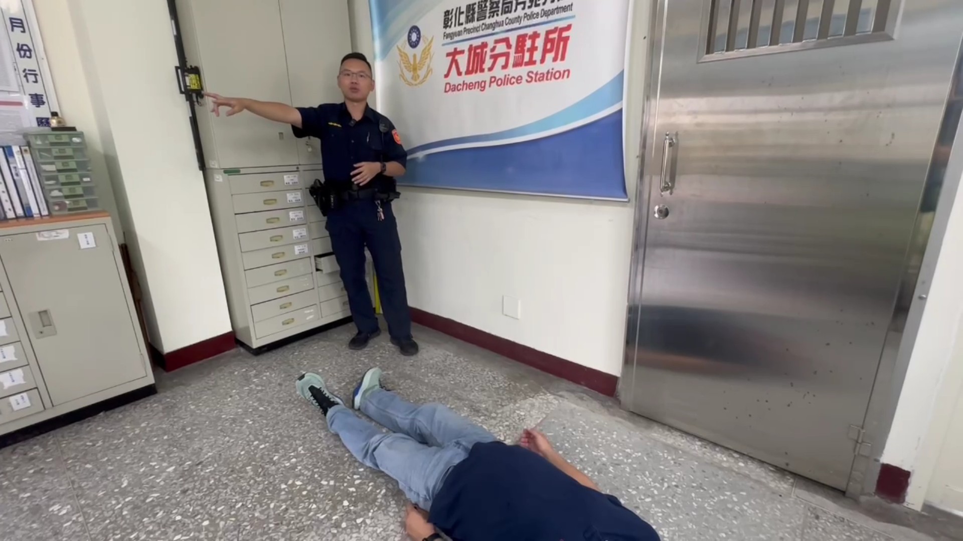 （有影片）／她倒地沒心跳！大城分駐所警員黃昱熊出手救回82歲阿嬤 - https://www.watchmedia01.com