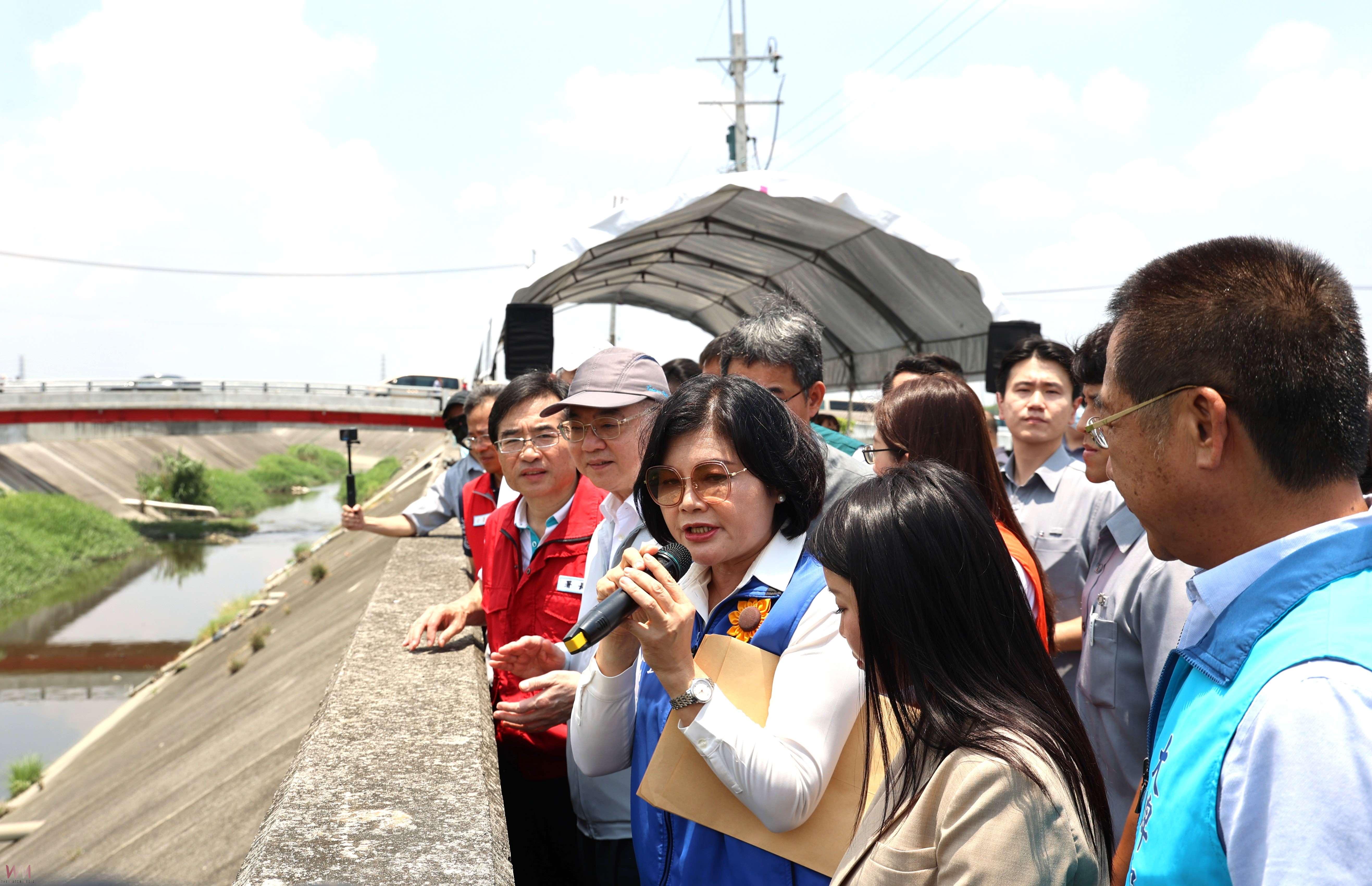 張麗善趕往陪同視察延潭大排    呼籲完善全線治理杜絕水患 - https://www.watchmedia01.com