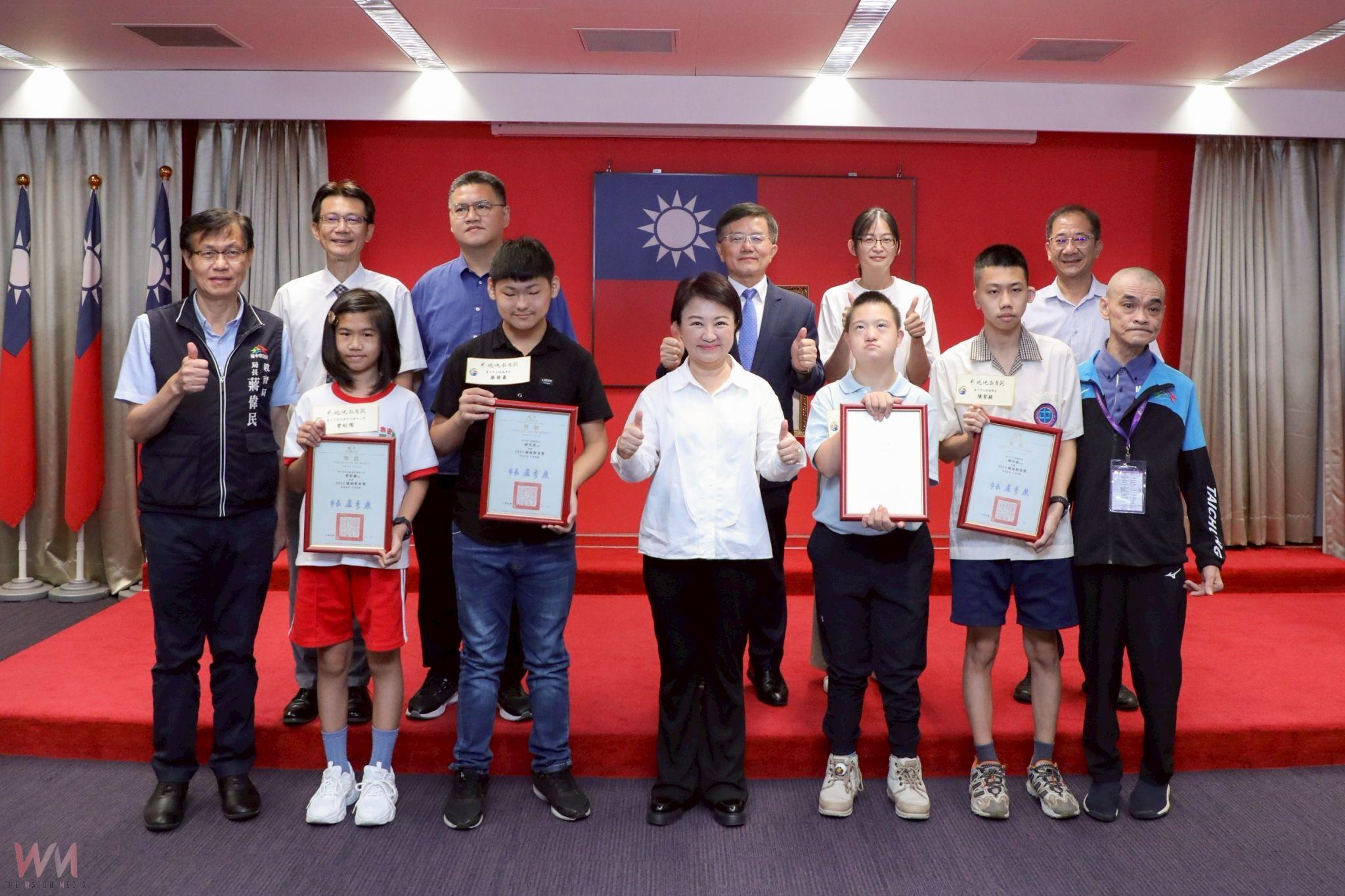 勇往向前綻放人生光芒 台中市2025總統教育獎5生獲殊榮 - https://www.watchmedia01.com