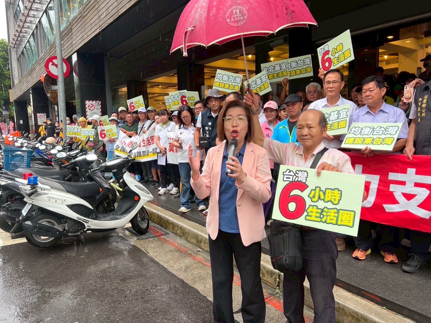 宜蘭跨黨派齊聚環境部 高喊要高鐵不該走回頭路 - https://www.watchmedia01.com