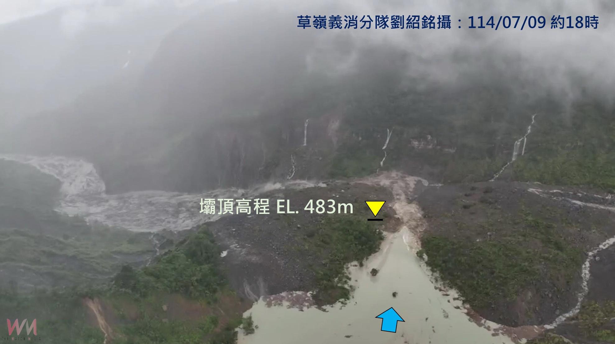 草嶺崛坔堰塞湖溢流緩險 蓄水量銳減水情漸趨穩定 - https://www.watchmedia01.com