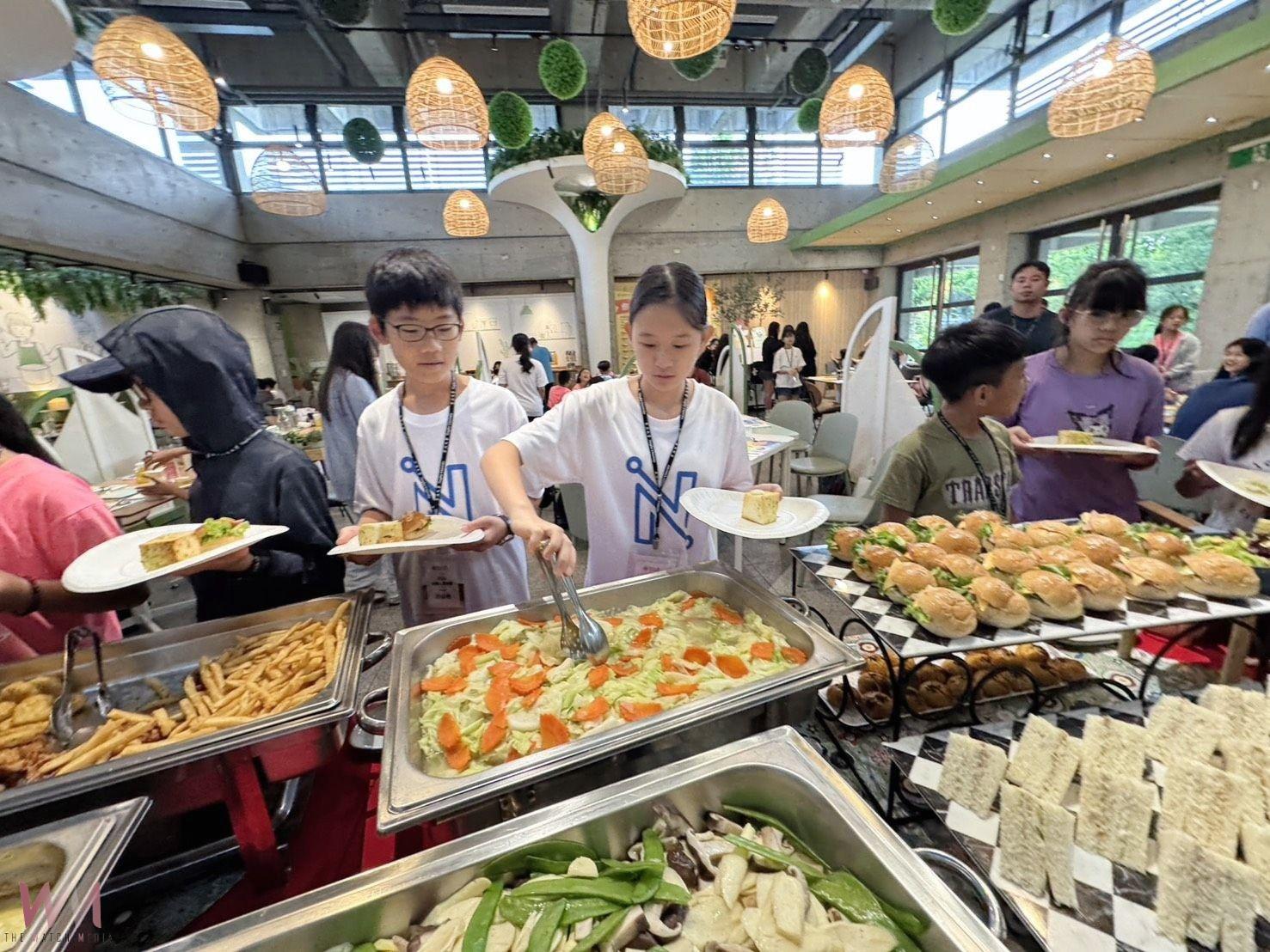 台灣930名偏鄉學生學習狀態曝光　東海、游榮吉、市府數發局啟動AI教育支持 - https://www.watchmedia01.com
