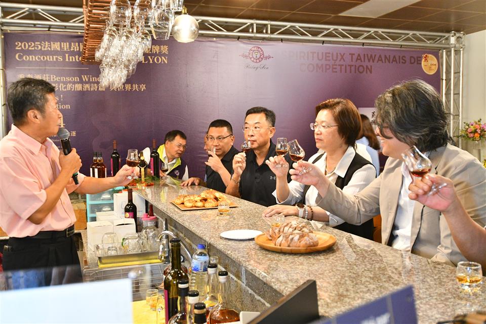 秉森酒莊勇奪法國雙金！彰化葡萄酒登國際舞台　寫下歷史紀錄 - https://www.watchmedia01.com
