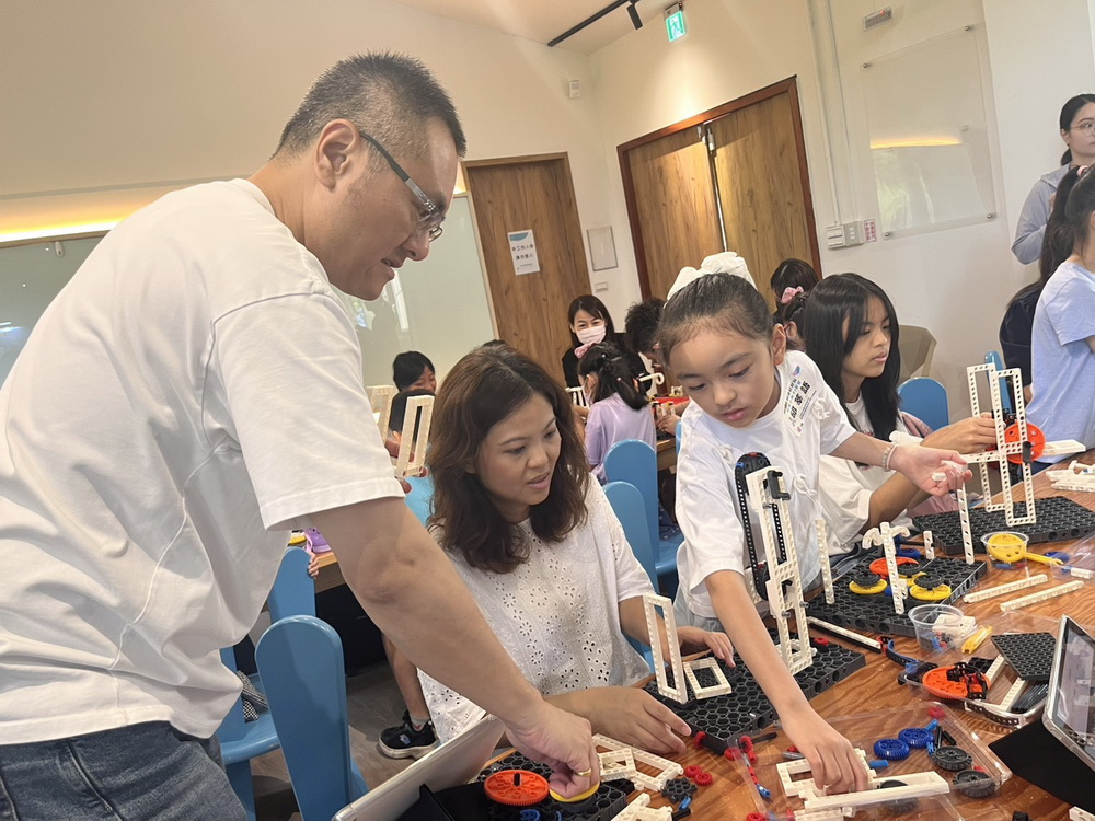 桃園科普小桃子i學營熱鬧登場 啟發孩子科學夢想 - https://www.watchmedia01.com