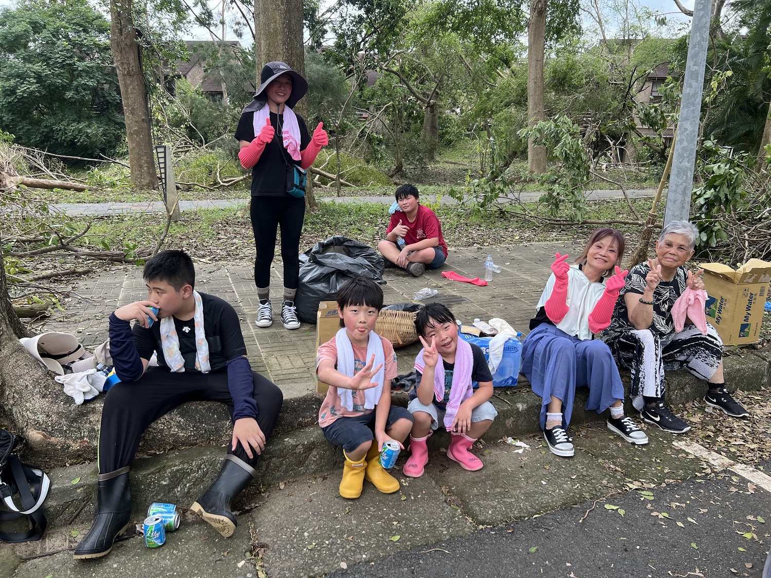 志工最小1歲半最大85歲　三代齊力重建中正大學 - https://www.watchmedia01.com