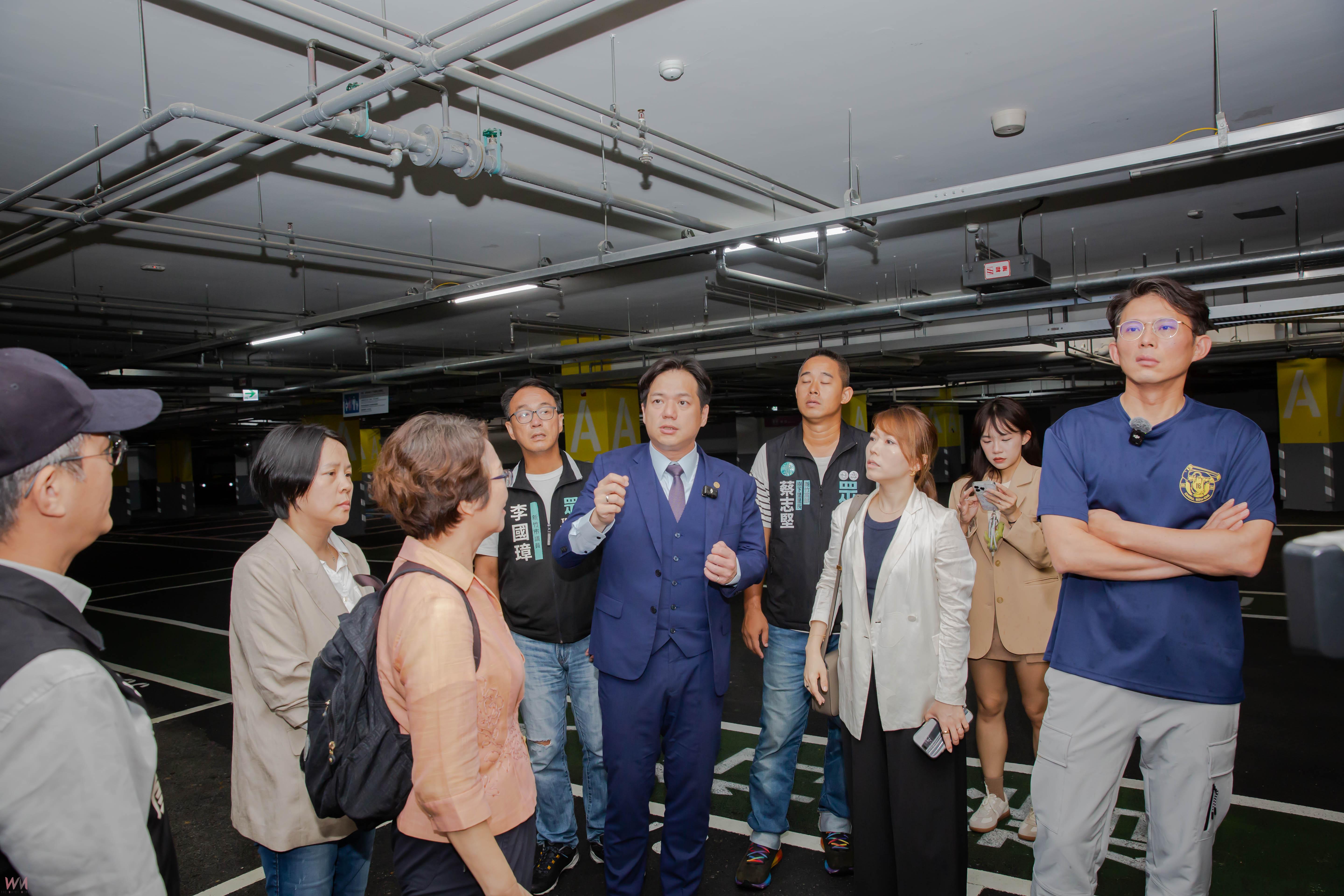立委率團考察新竹棒球場　 竹市府強調持續改善究責 - https://www.watchmedia01.com